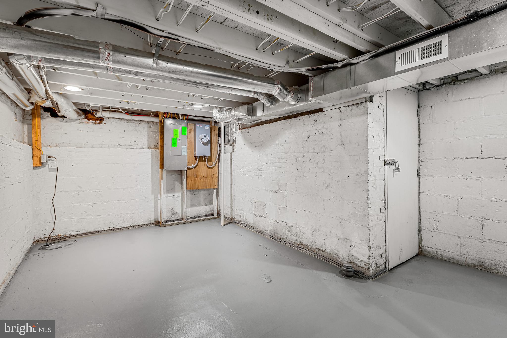 HOES HEIGHTS - Residential