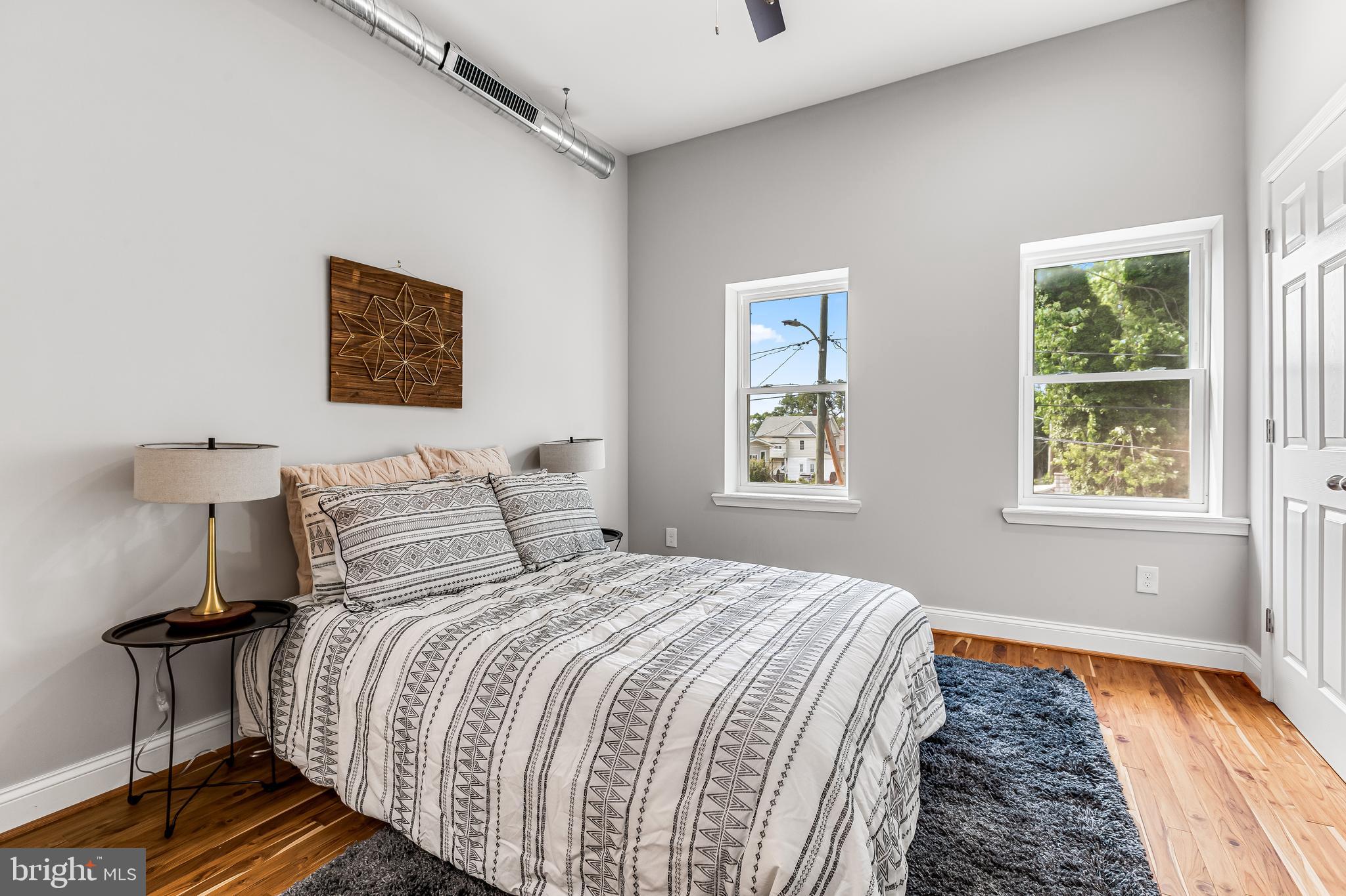 HOES HEIGHTS - Residential