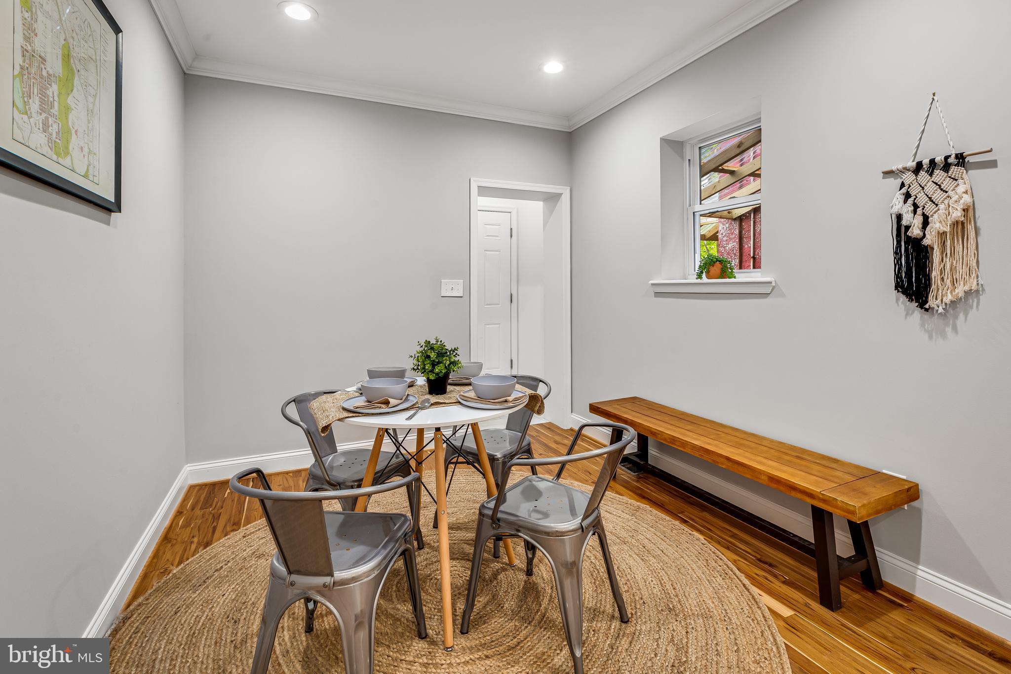 HOES HEIGHTS - Residential