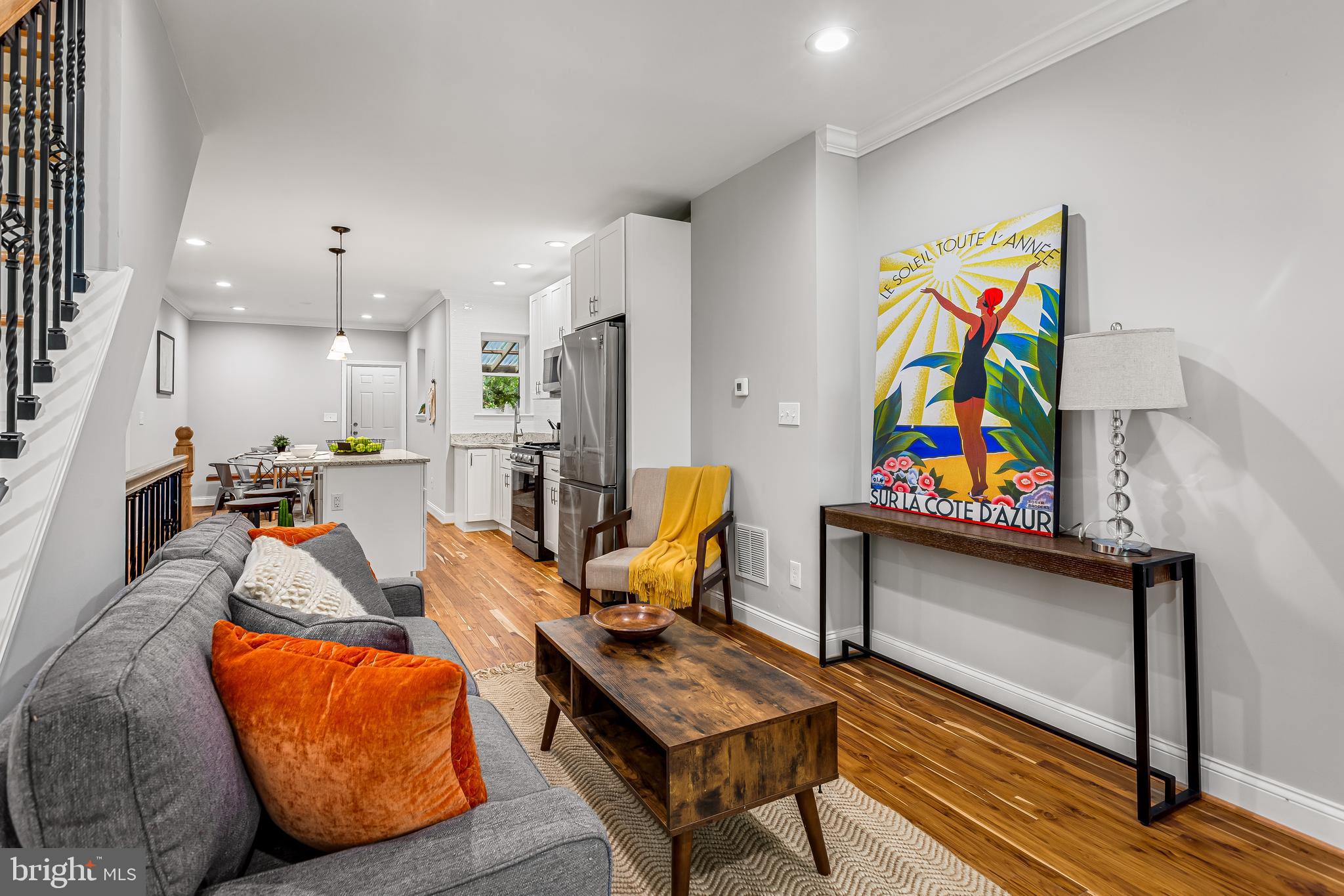 HOES HEIGHTS - Residential