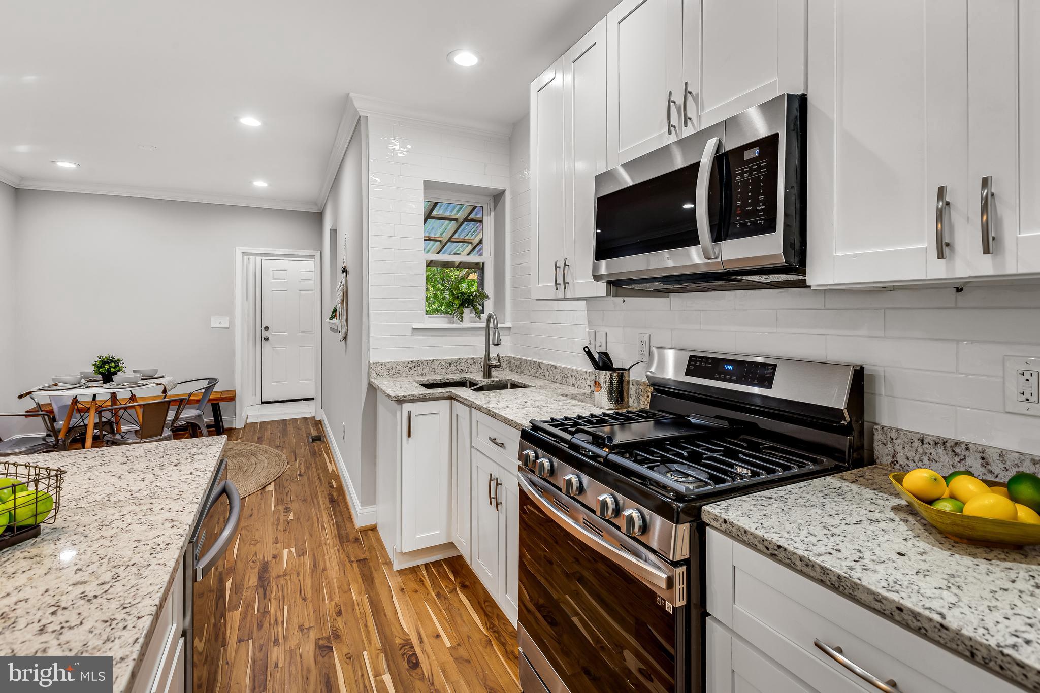 HOES HEIGHTS - Residential