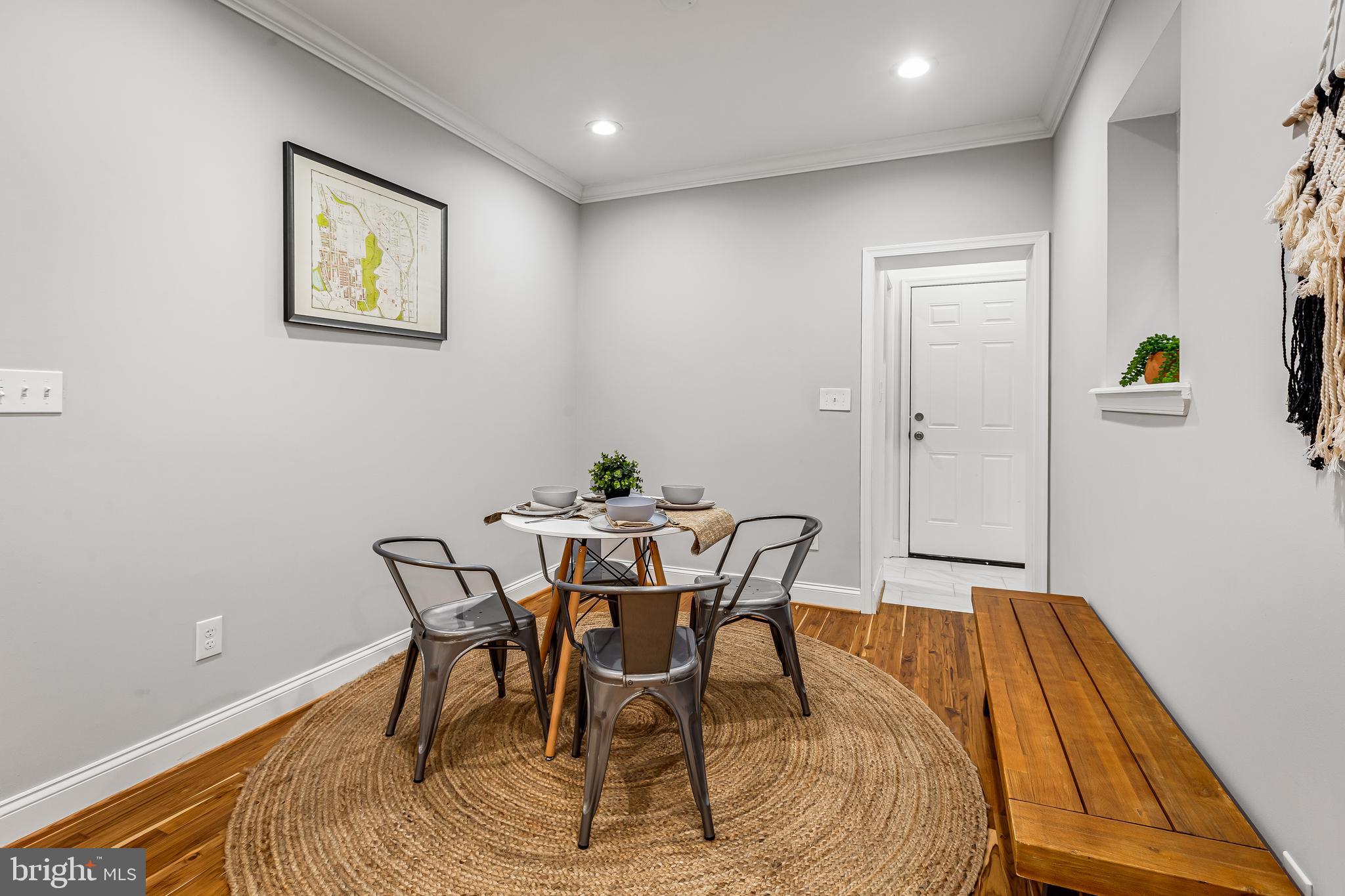 HOES HEIGHTS - Residential