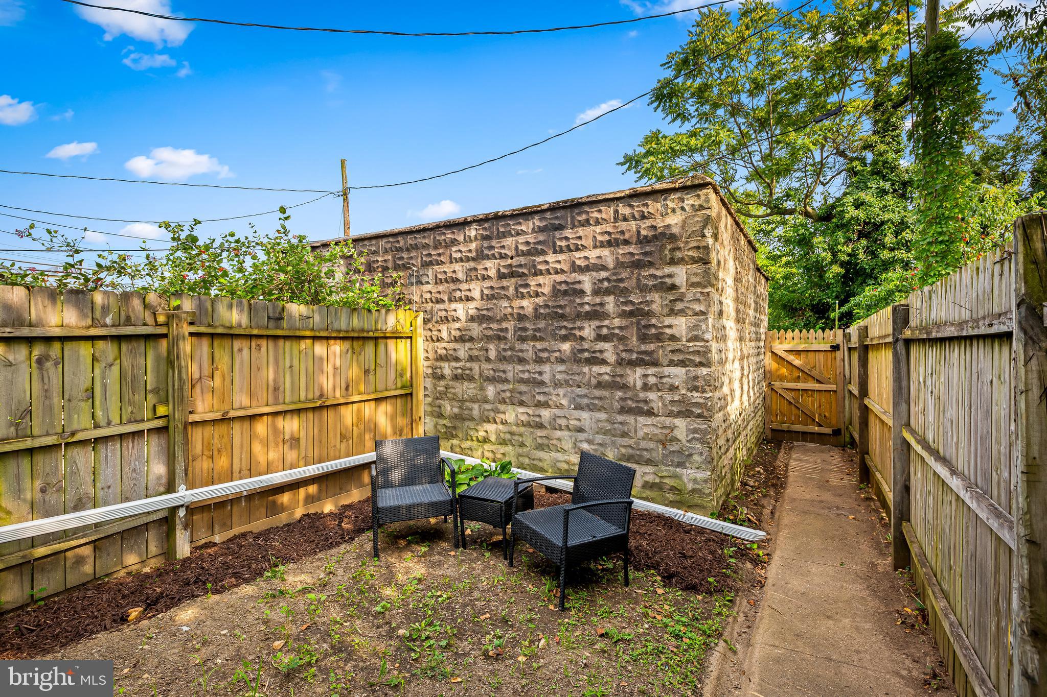 HOES HEIGHTS - Residential