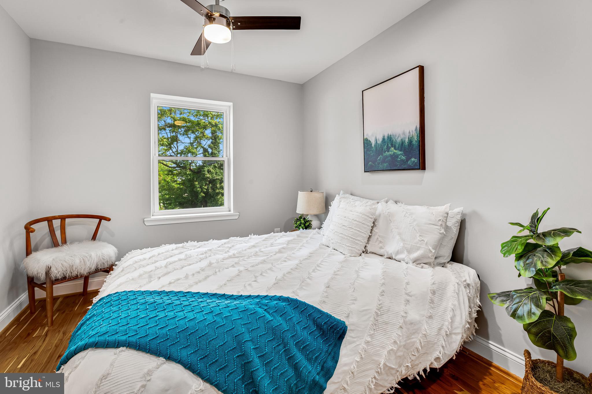 HOES HEIGHTS - Residential