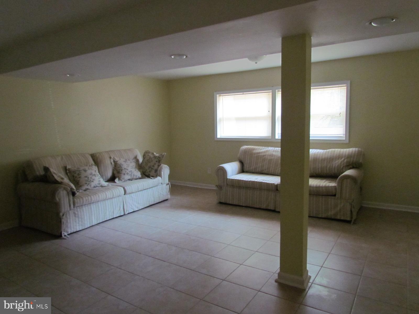 CEDAR COVE - Residential Lease