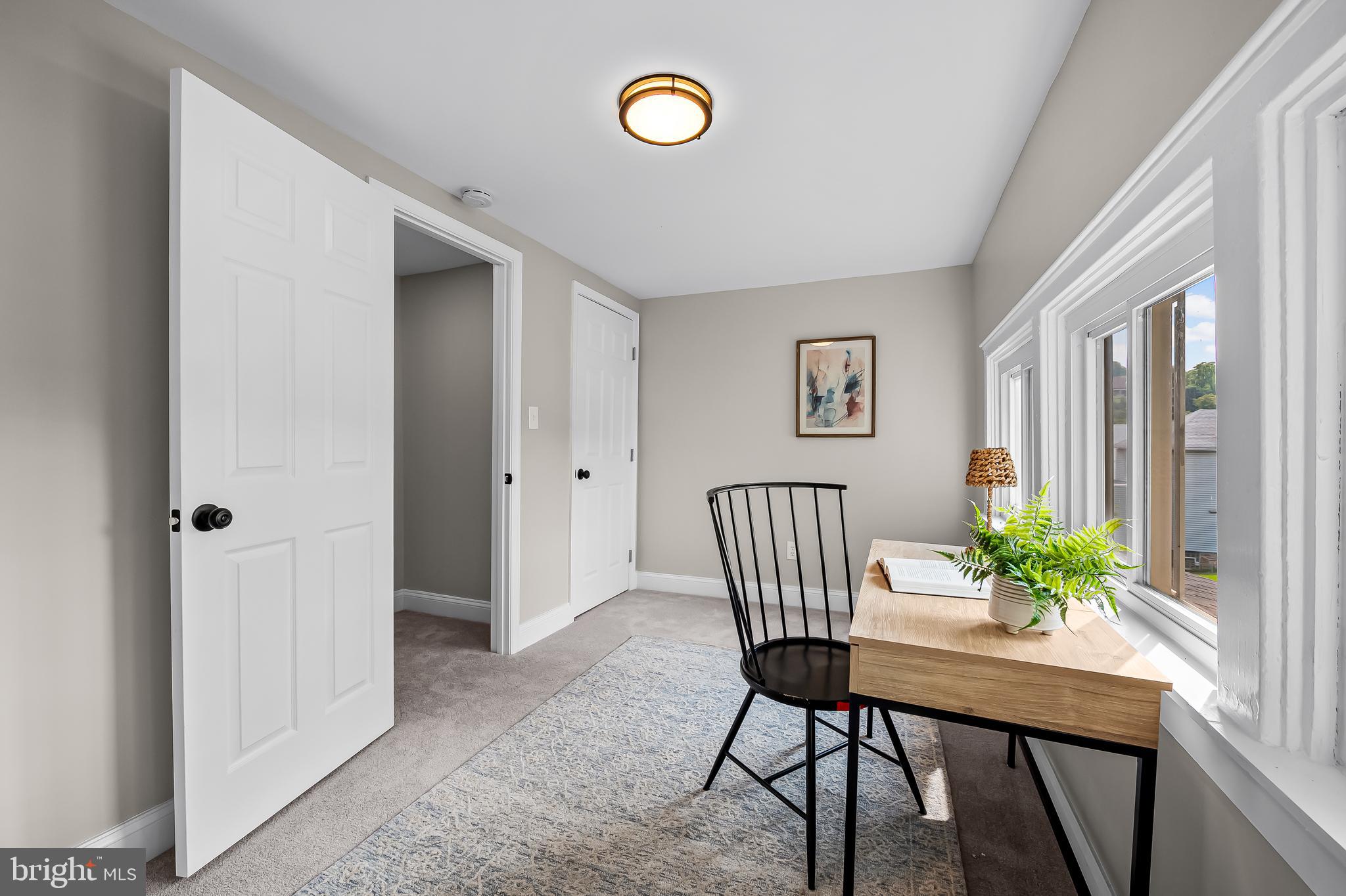MEDFIELD - Residential