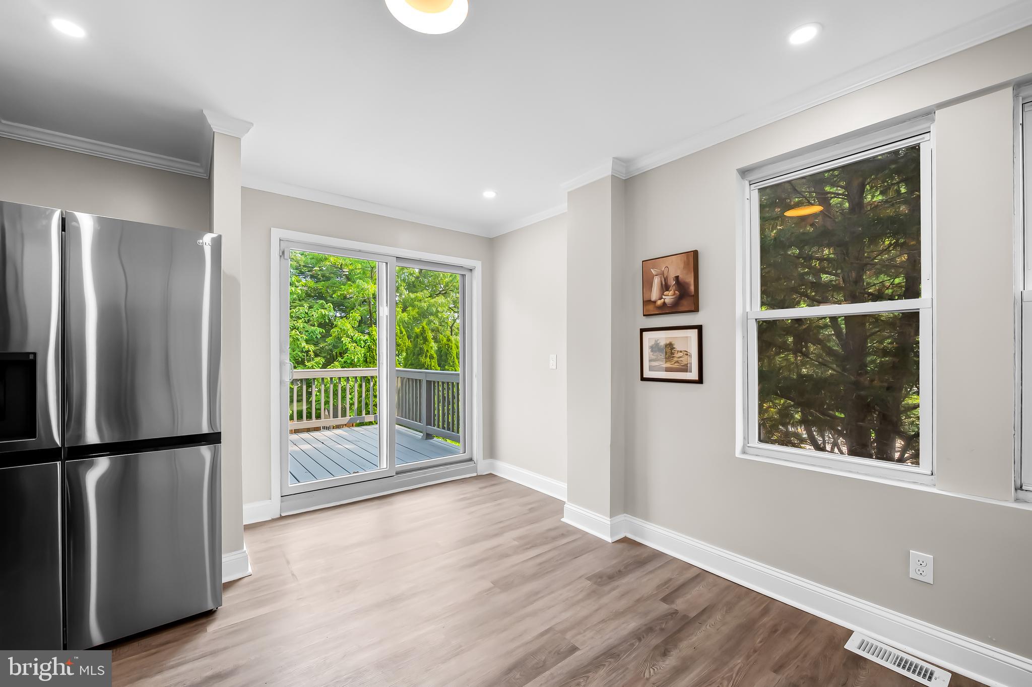 MEDFIELD - Residential