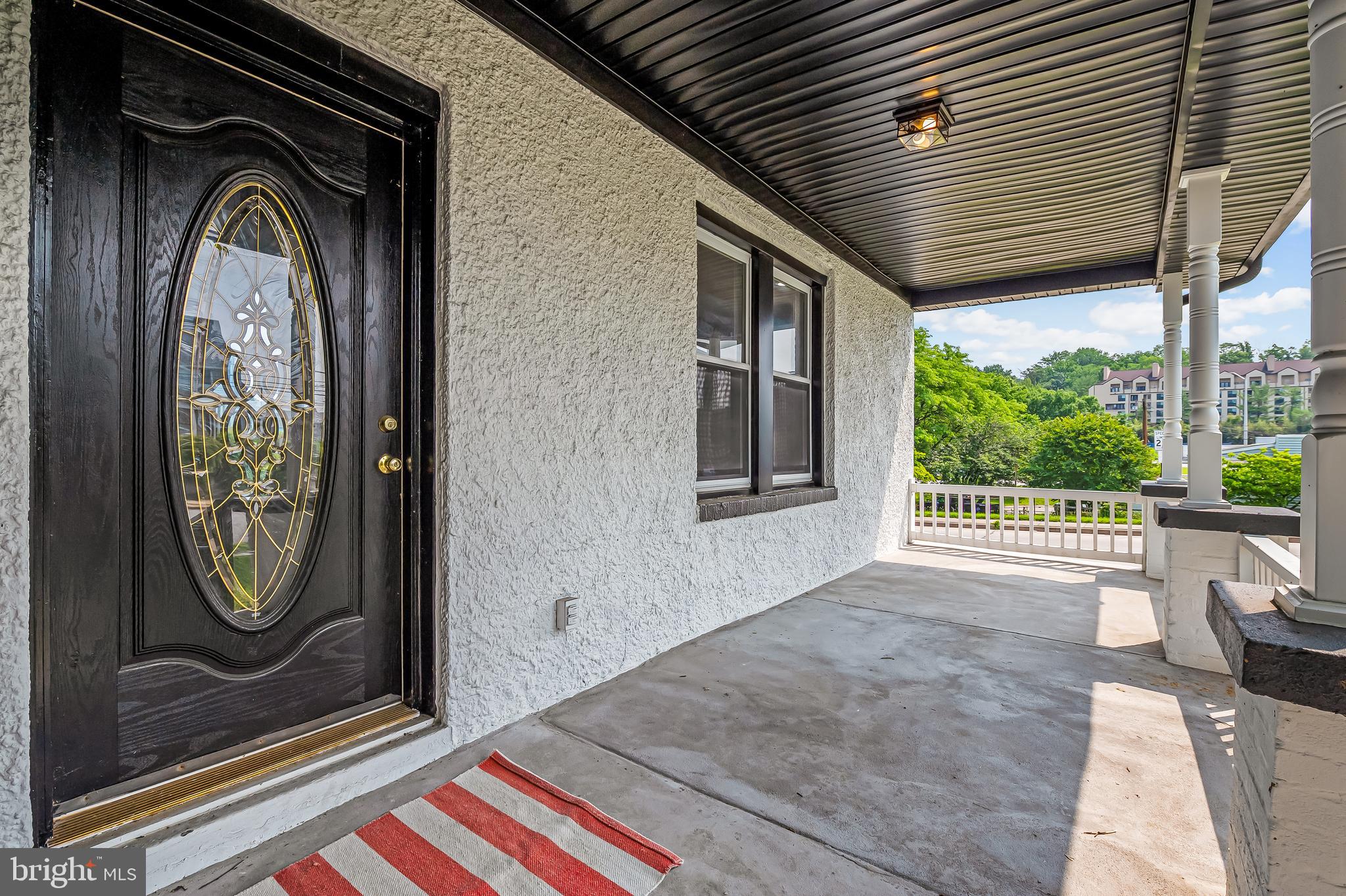 MEDFIELD - Residential