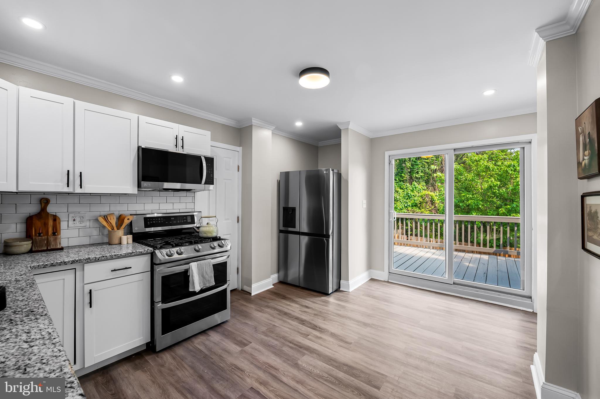 MEDFIELD - Residential