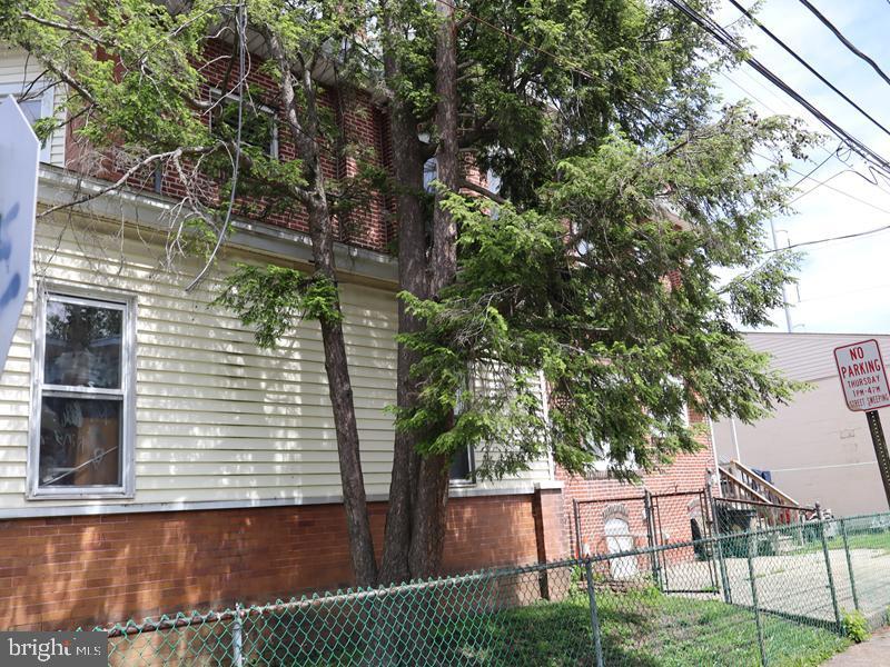 418 PUSEY AVENUE 95