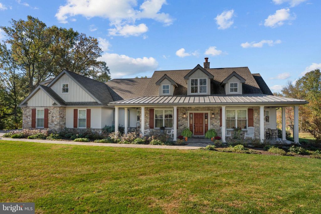 Photo of 675 W Seven Stars Road, PHOENIXVILLE, PA 19460 (MLS # PACT2112172)