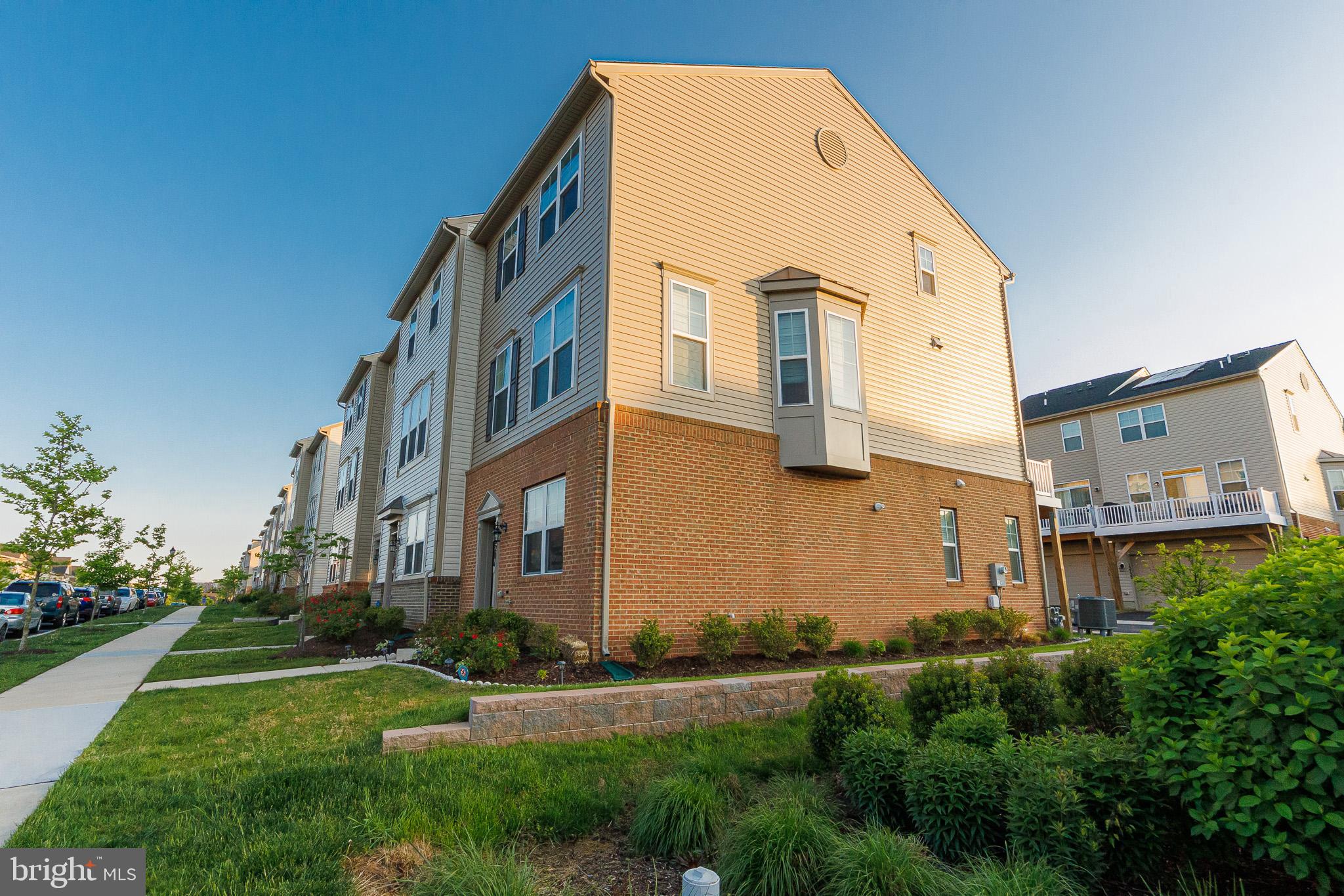 BRADFORD'S LANDING - Residential Lease