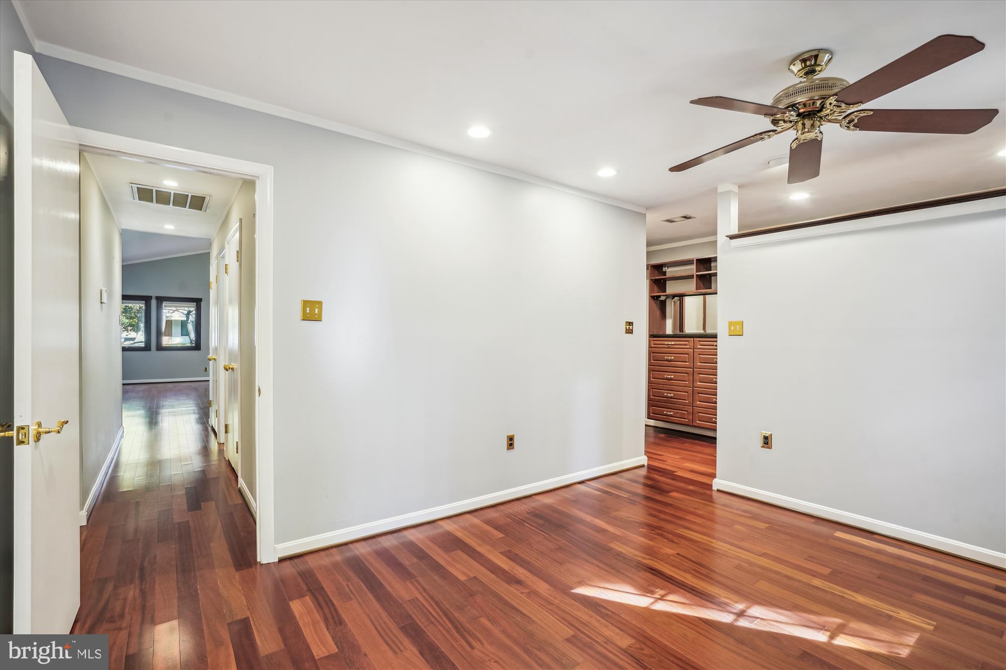 SUGARLAND RUN - Residential Lease