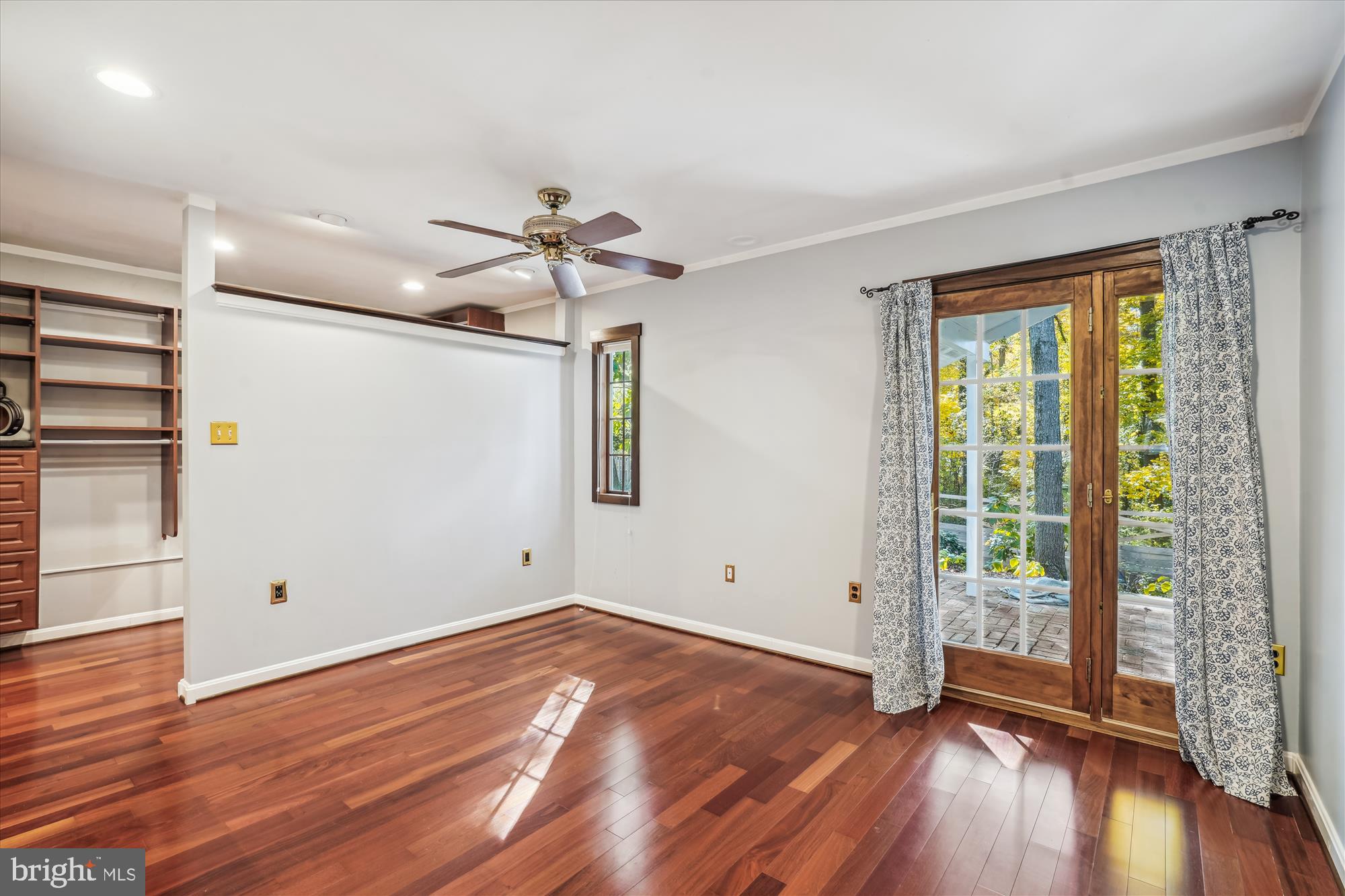 SUGARLAND RUN - Residential Lease