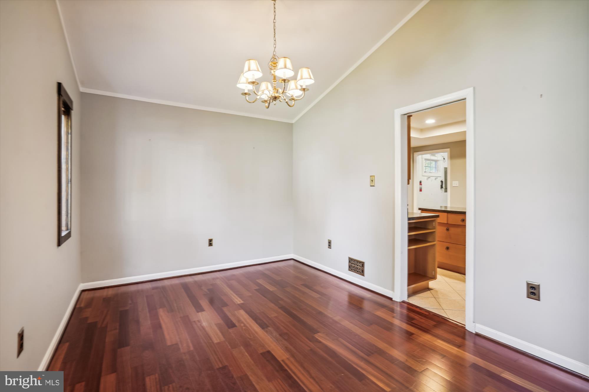 SUGARLAND RUN - Residential Lease