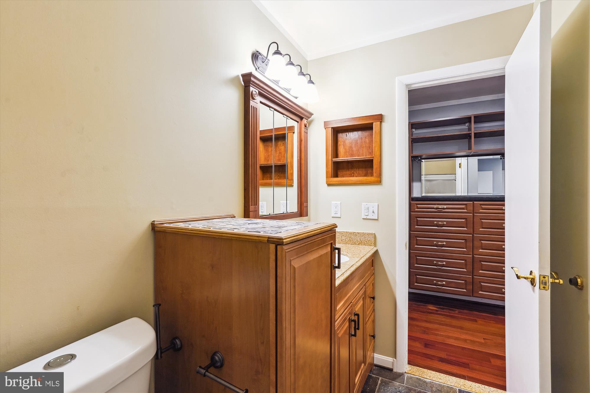 SUGARLAND RUN - Residential Lease