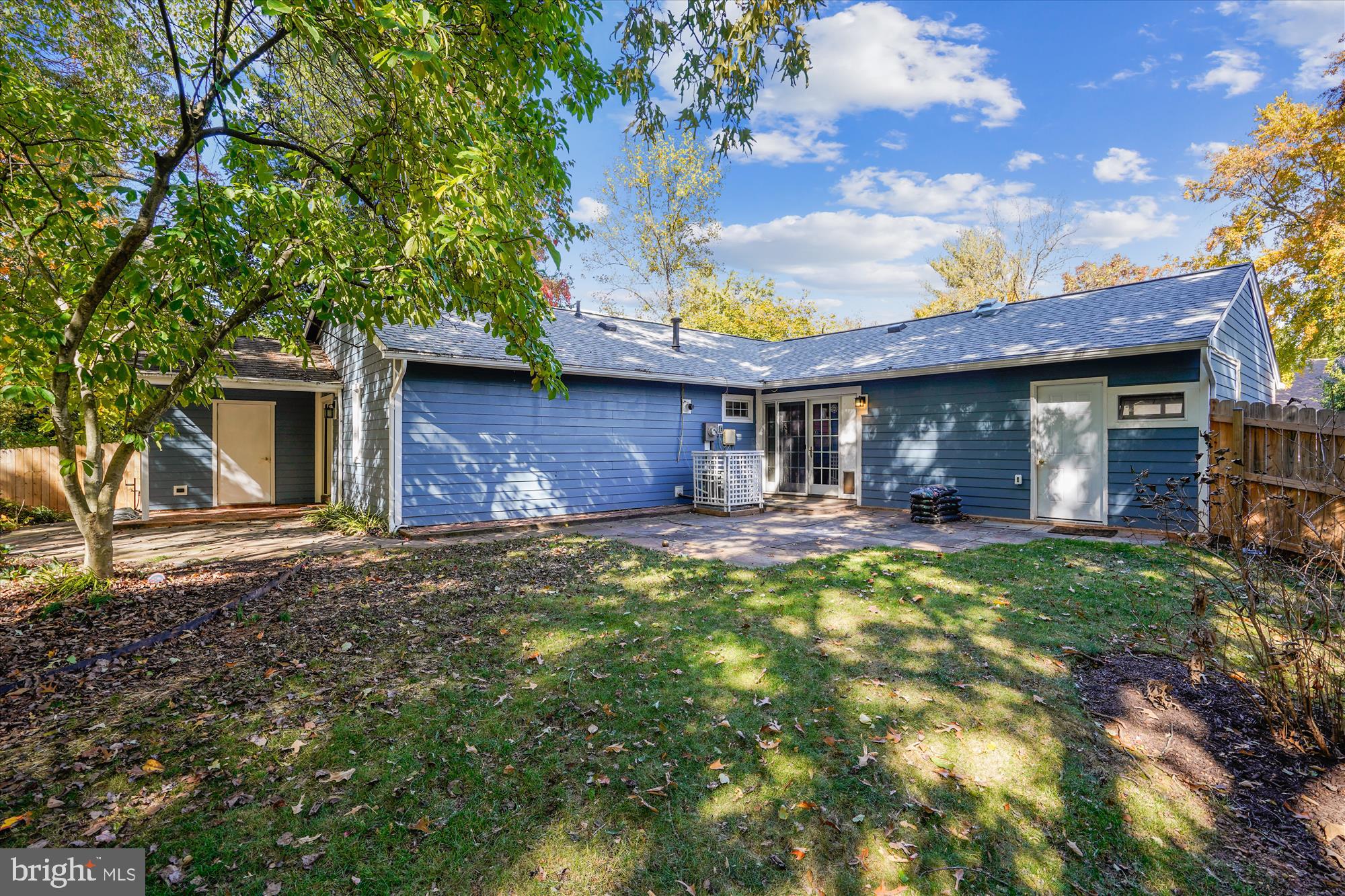 SUGARLAND RUN - Residential Lease