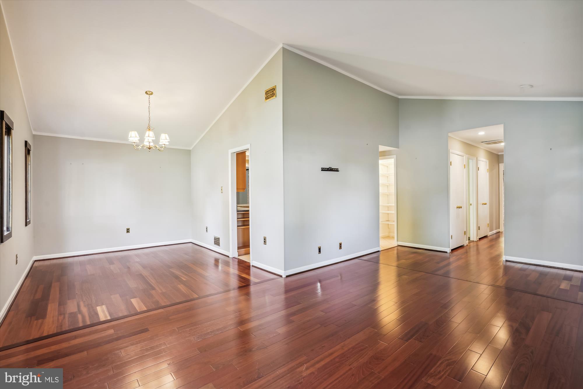 SUGARLAND RUN - Residential Lease