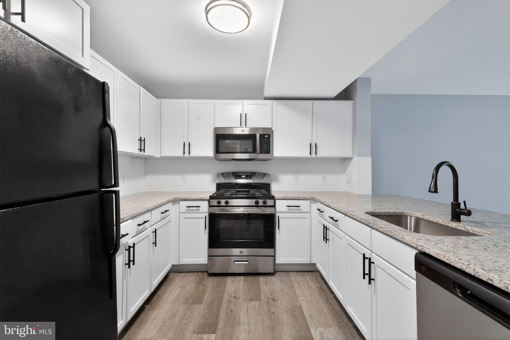 800 4TH STREET SW S124