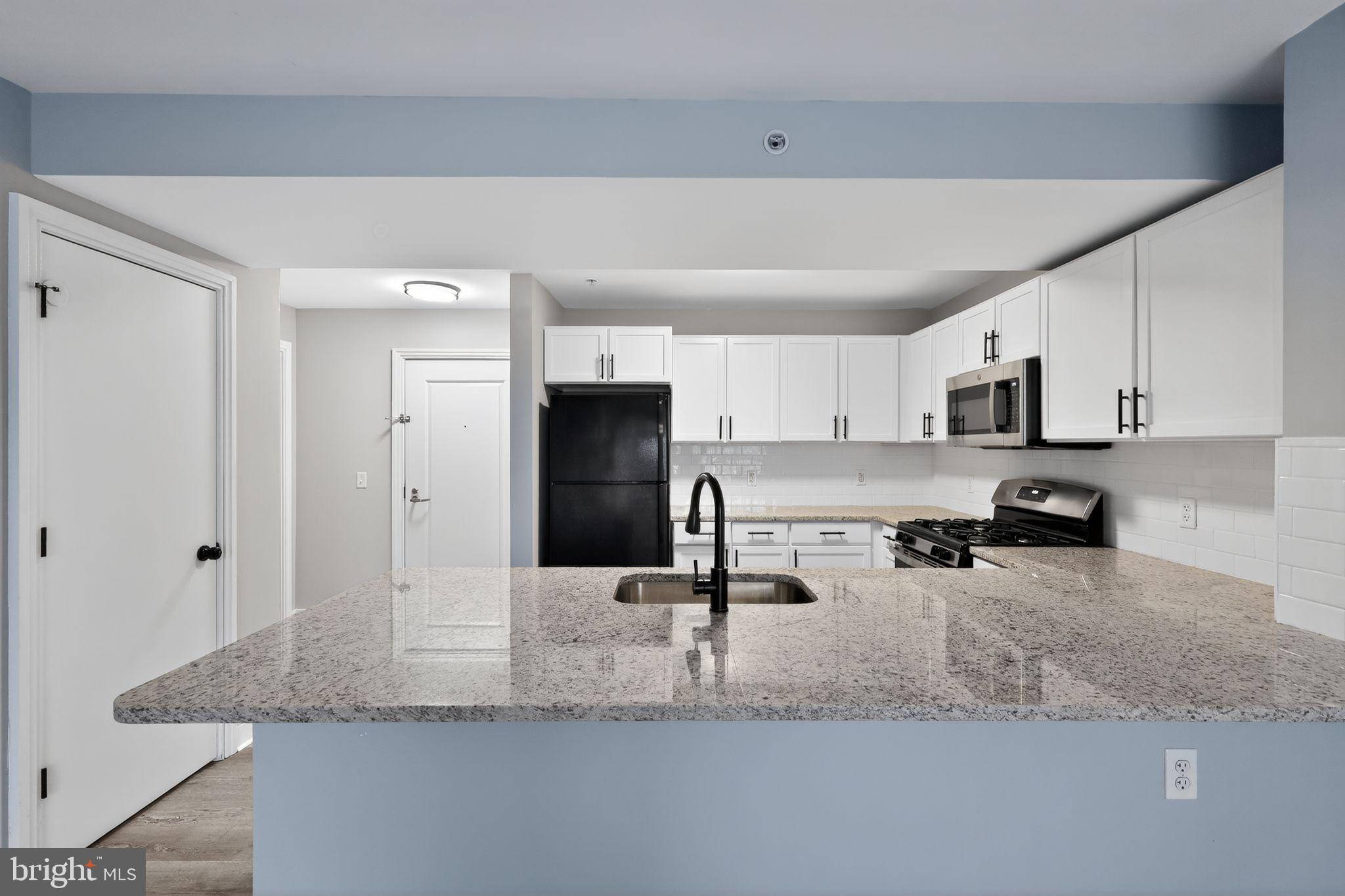800 4TH STREET SW S124
