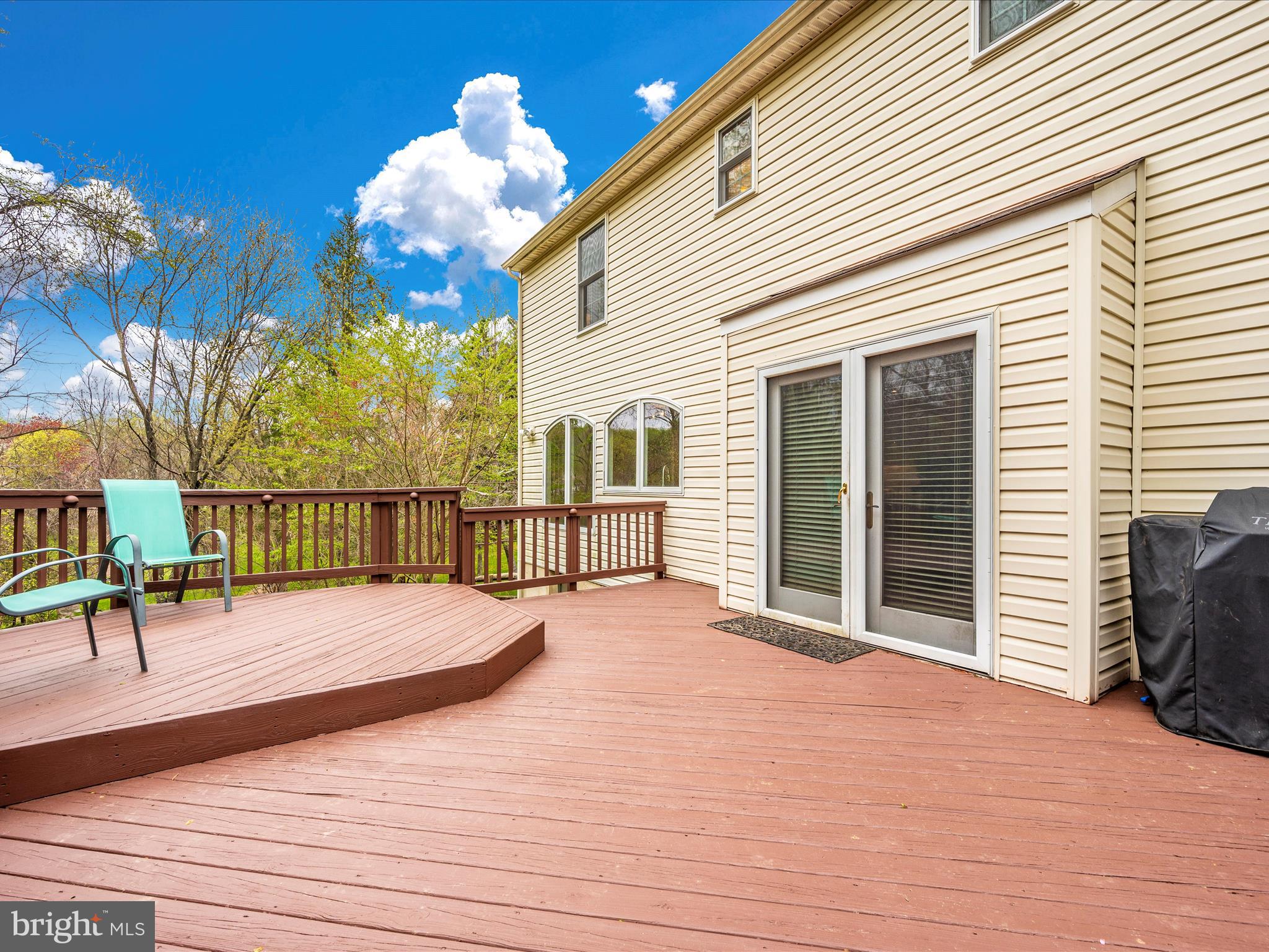 HUNTERS WOODS - Residential