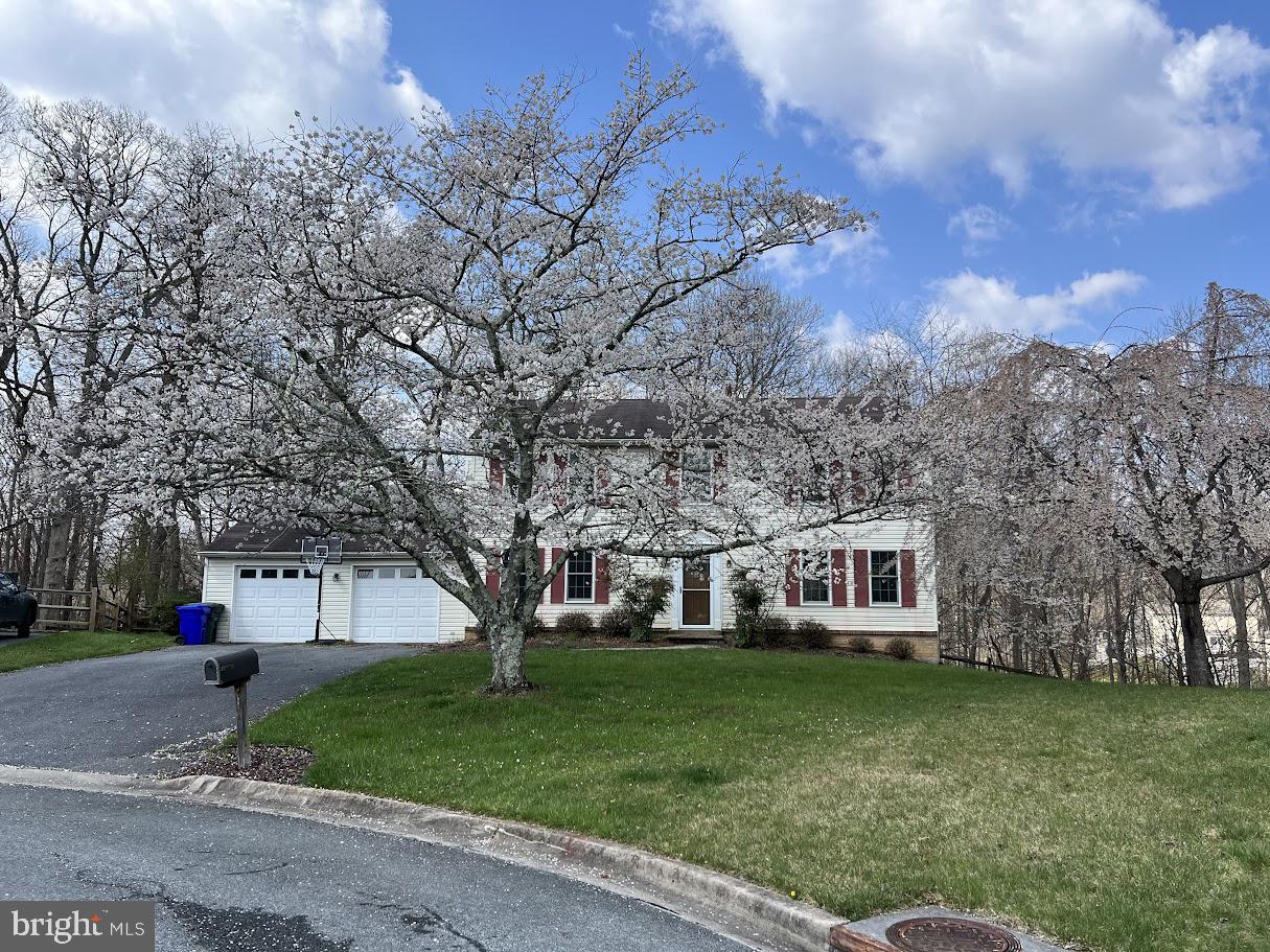 HUNTERS WOODS - Residential