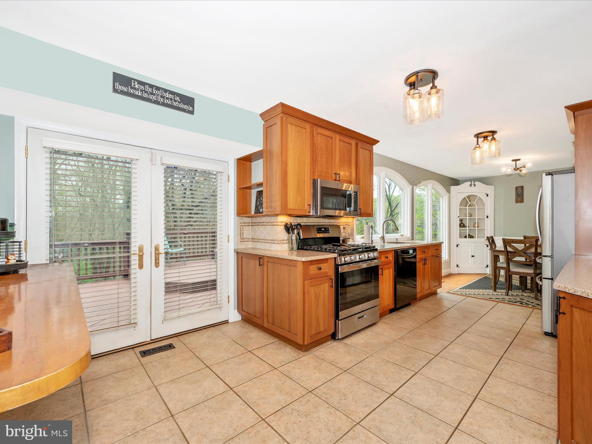 HUNTERS WOODS - Residential