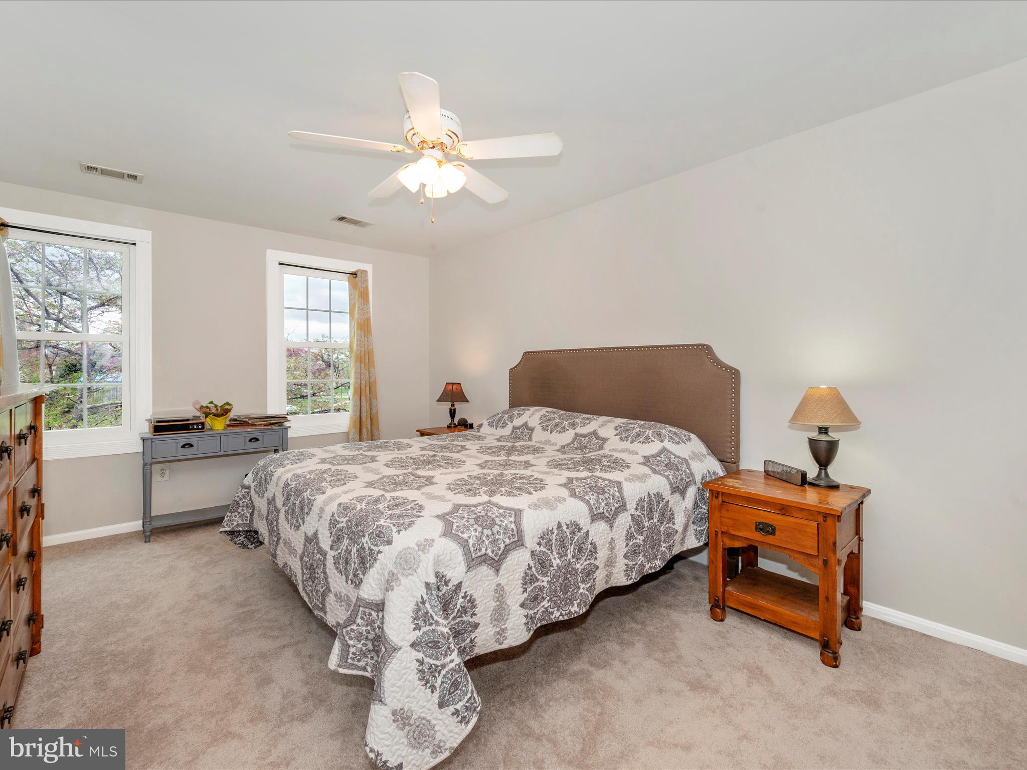 HUNTERS WOODS - Residential