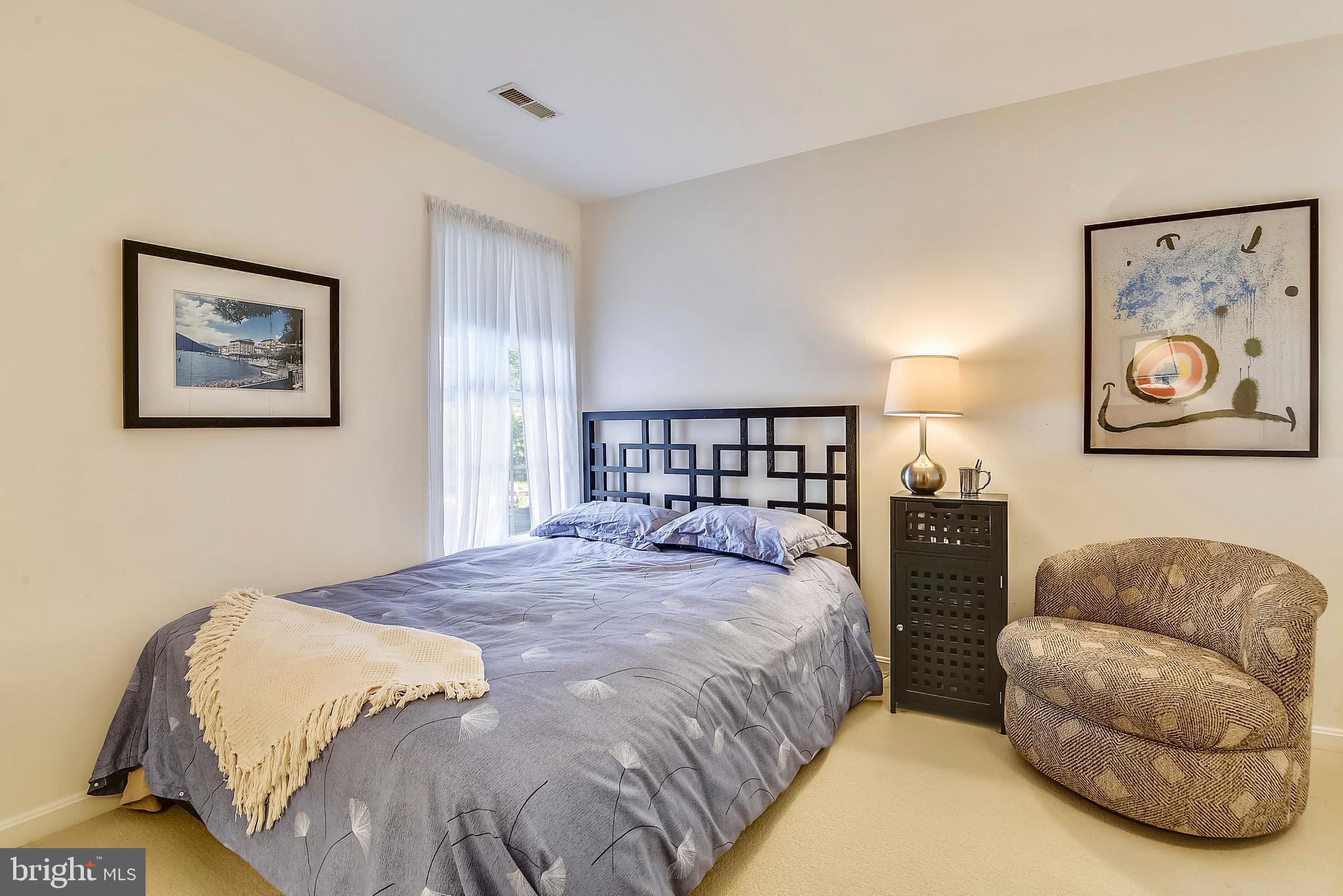 PENDENNIS MOUNT - Residential