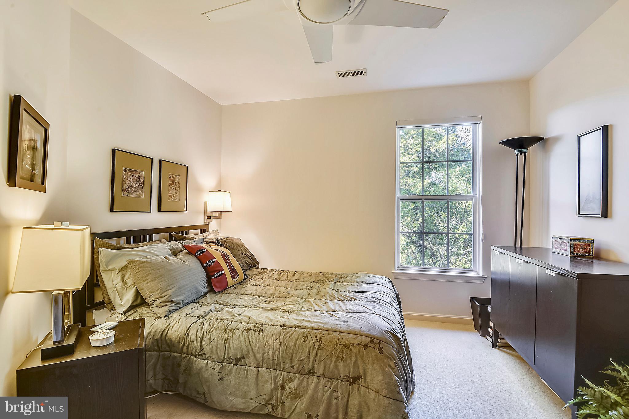 PENDENNIS MOUNT - Residential