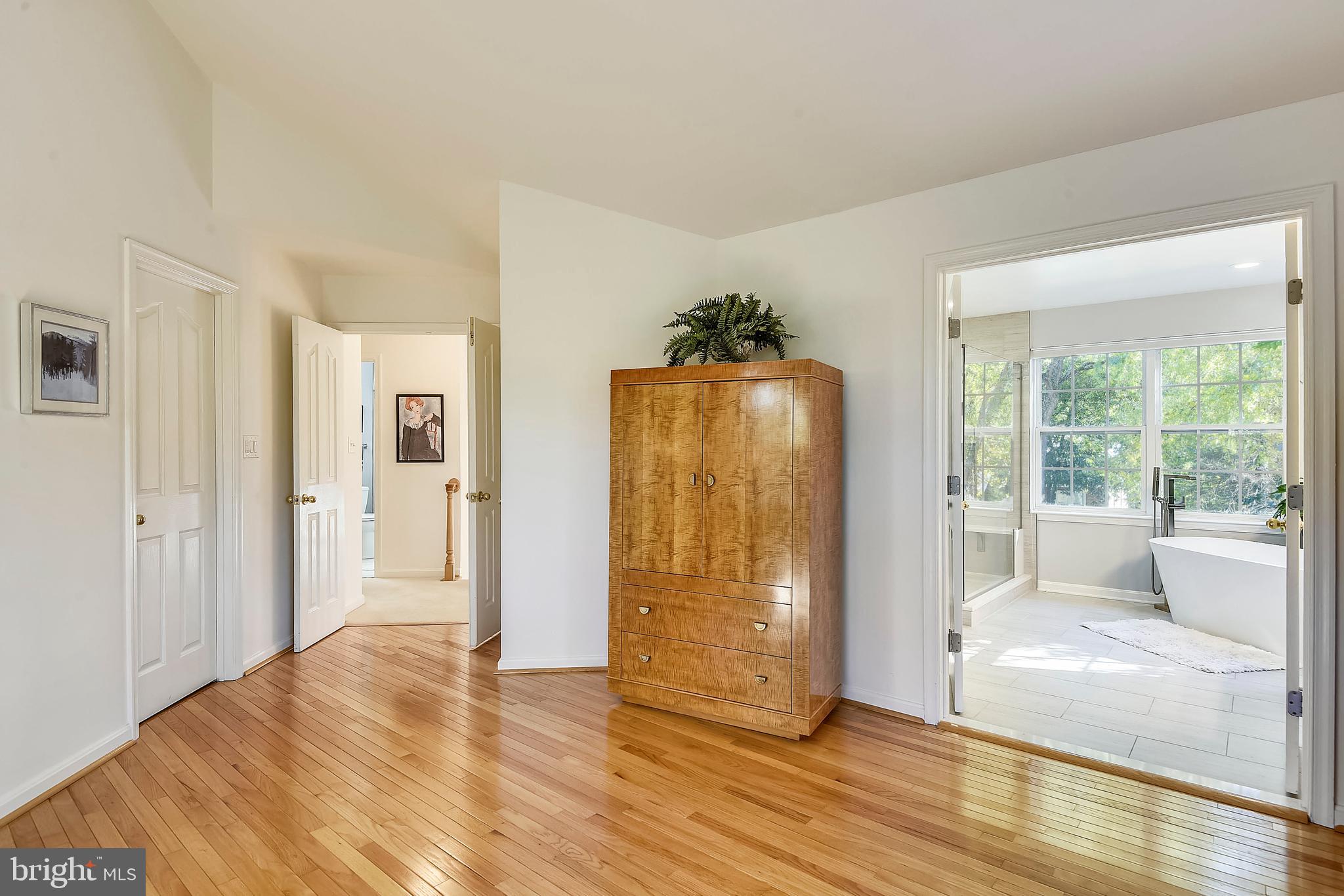 PENDENNIS MOUNT - Residential