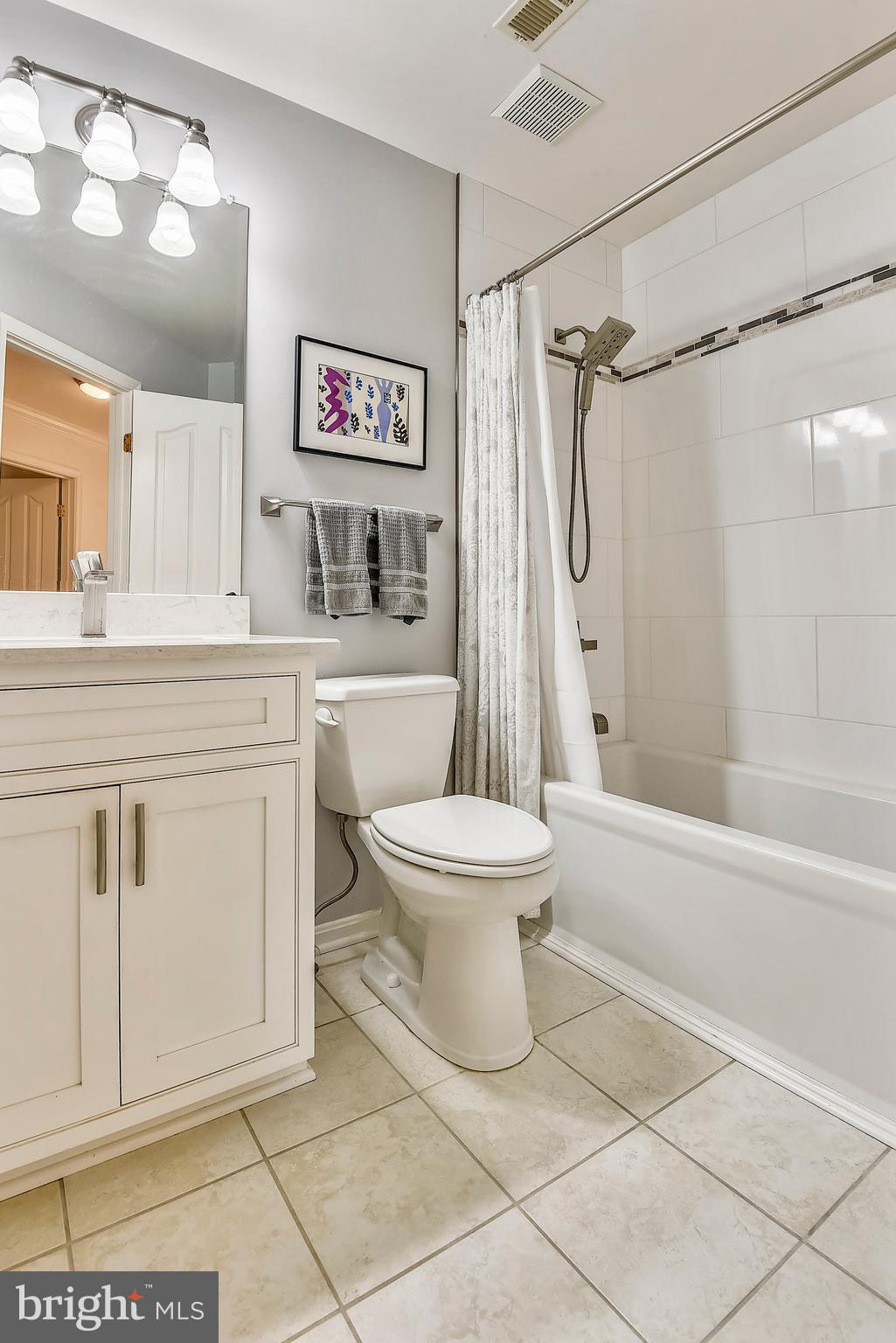 PENDENNIS MOUNT - Residential