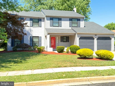 Homes For Sale - 4 Dickens Lane<br/> MOUNT LAUREL, NJ 08054
