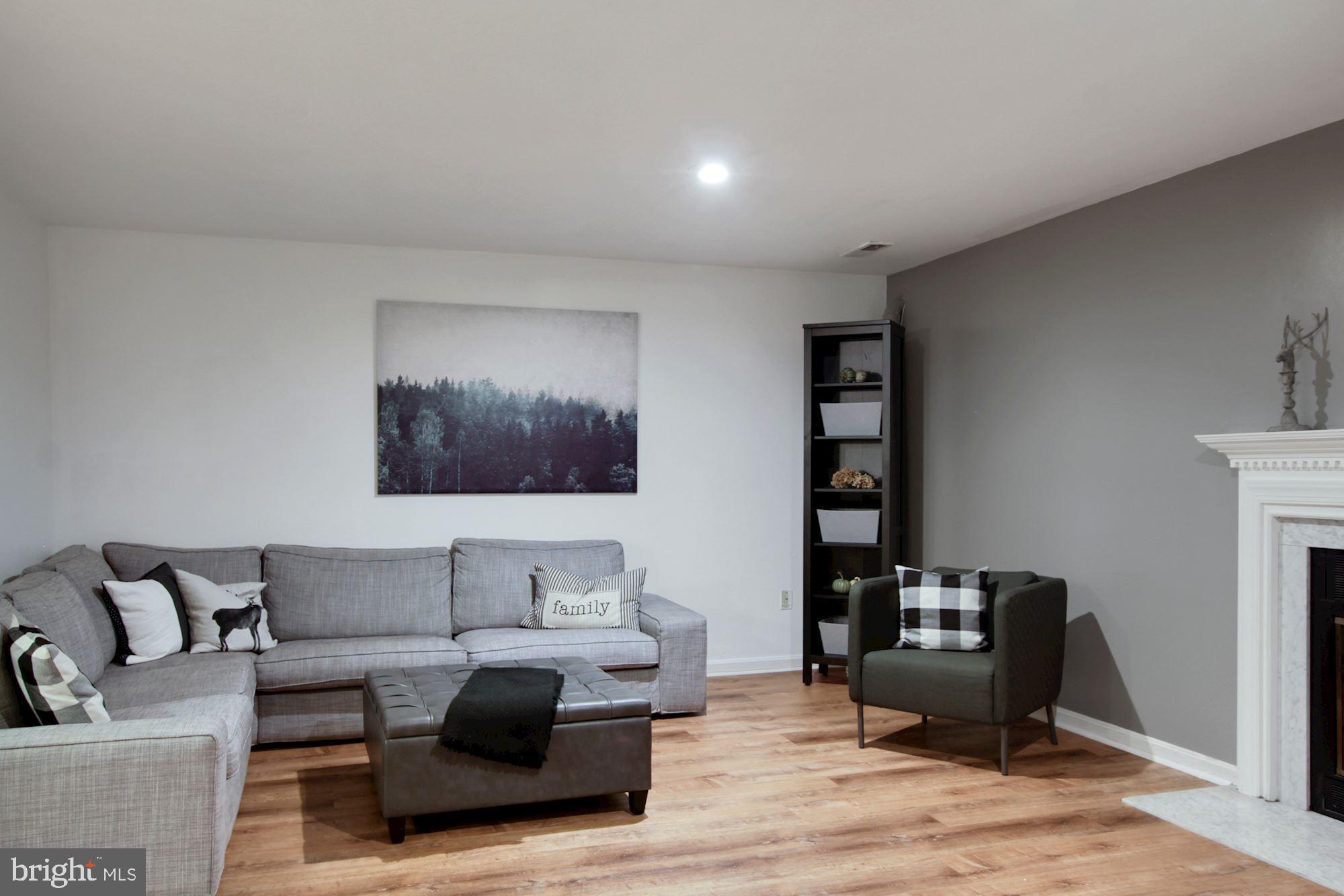 LONGMEAD CROSSING - Residential