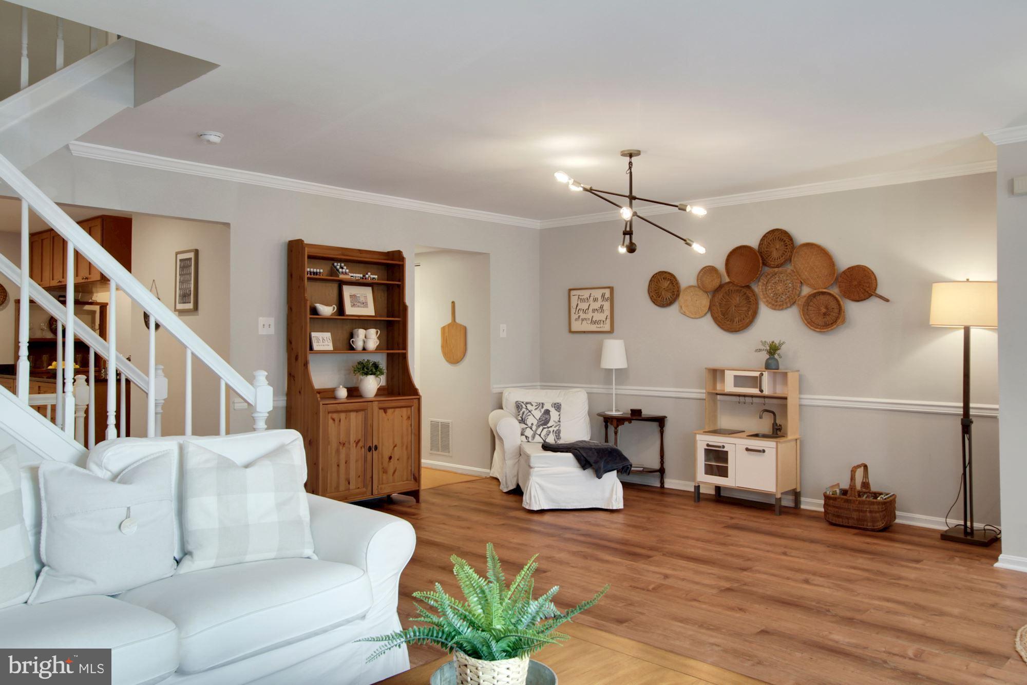 LONGMEAD CROSSING - Residential