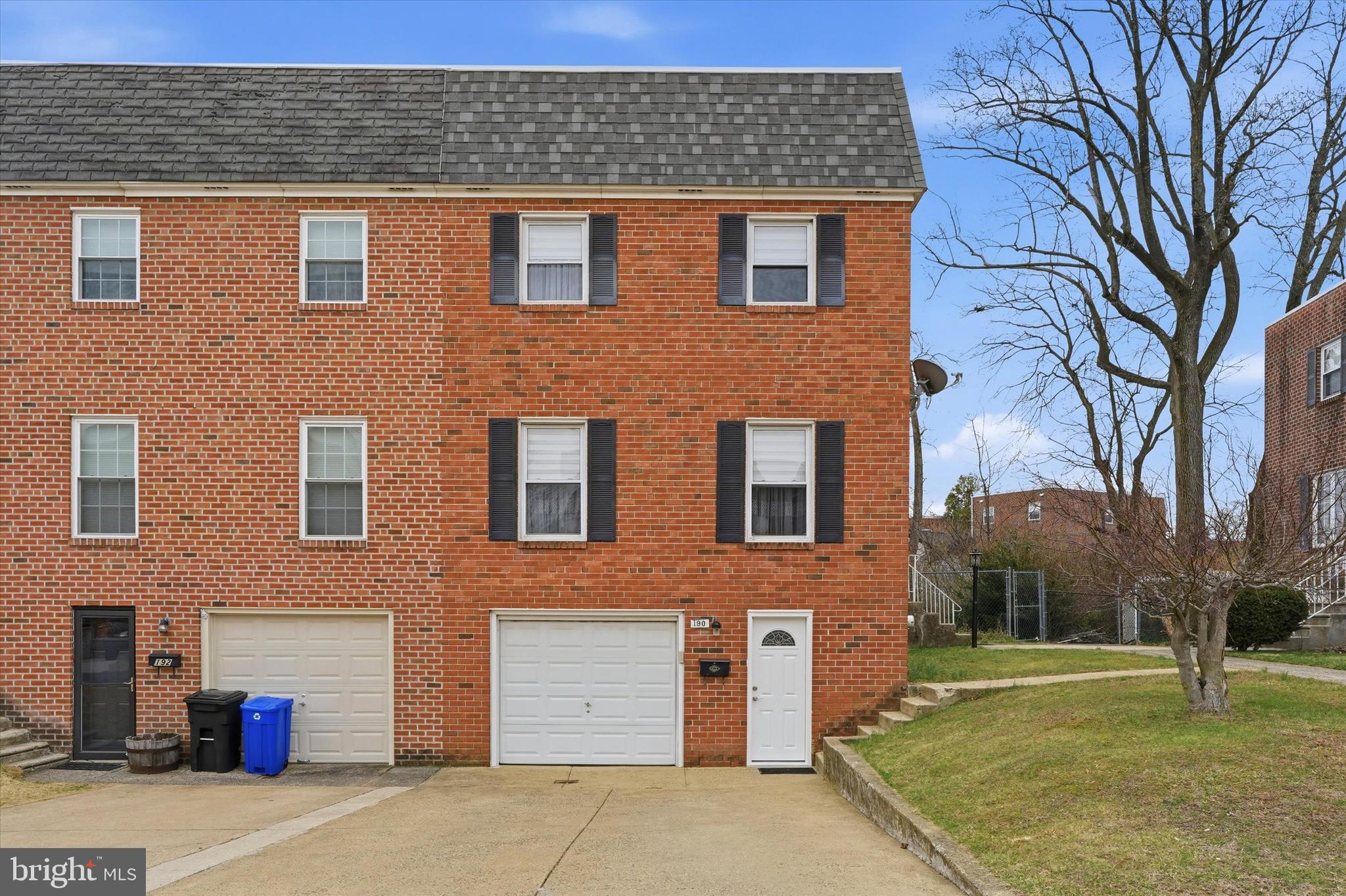 SOMERTON - Residential