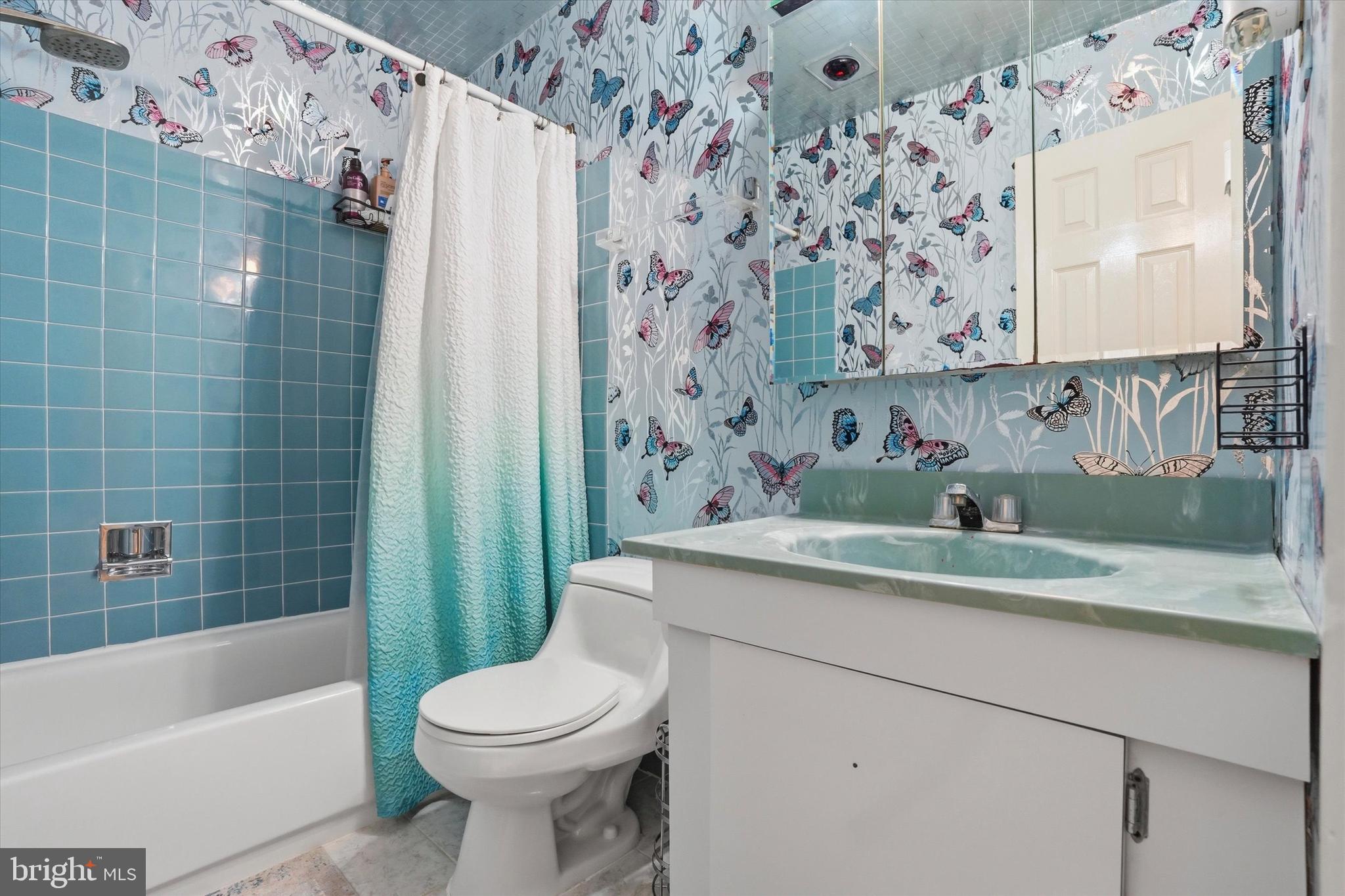 SOMERTON - Residential