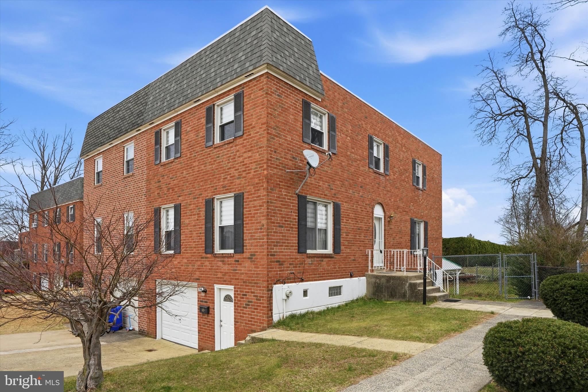 SOMERTON - Residential