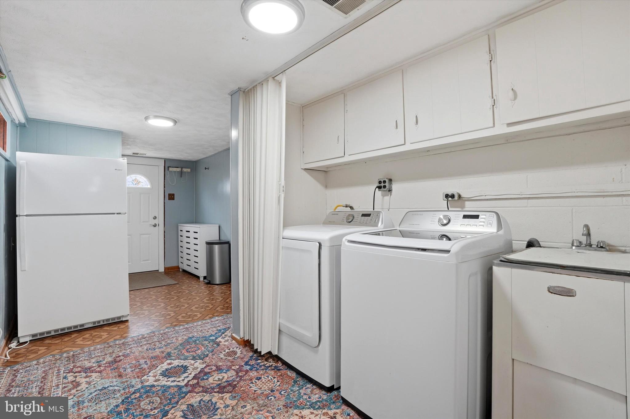 SOMERTON - Residential