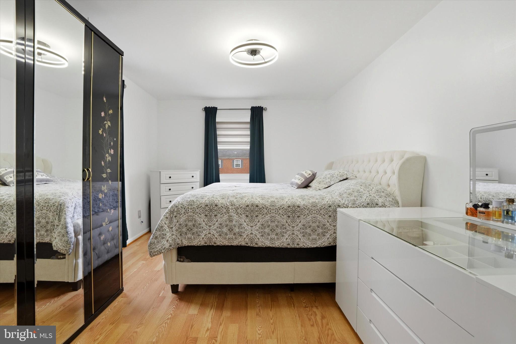 SOMERTON - Residential