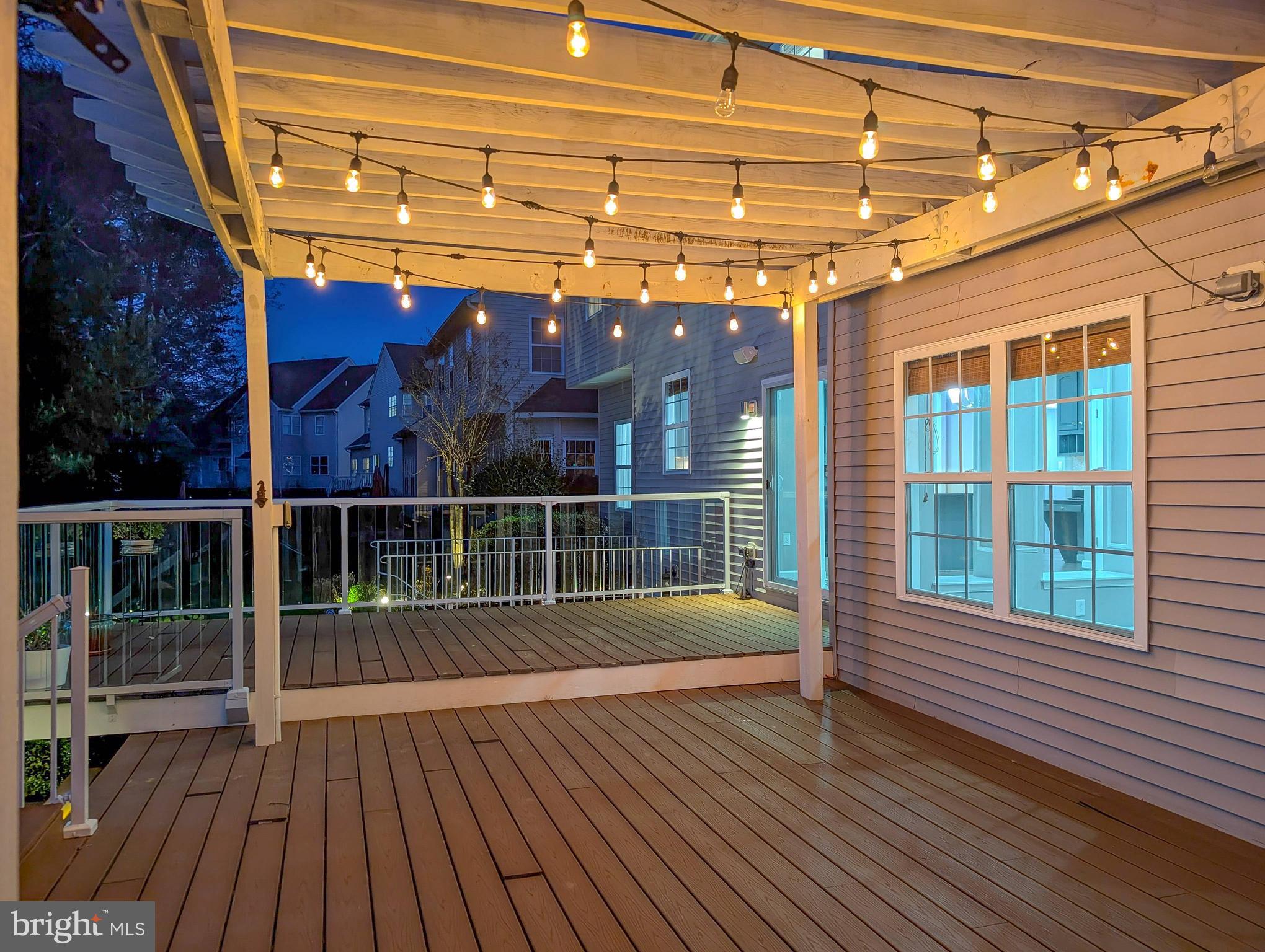 ESTATES AT SINGLETREE - Residential