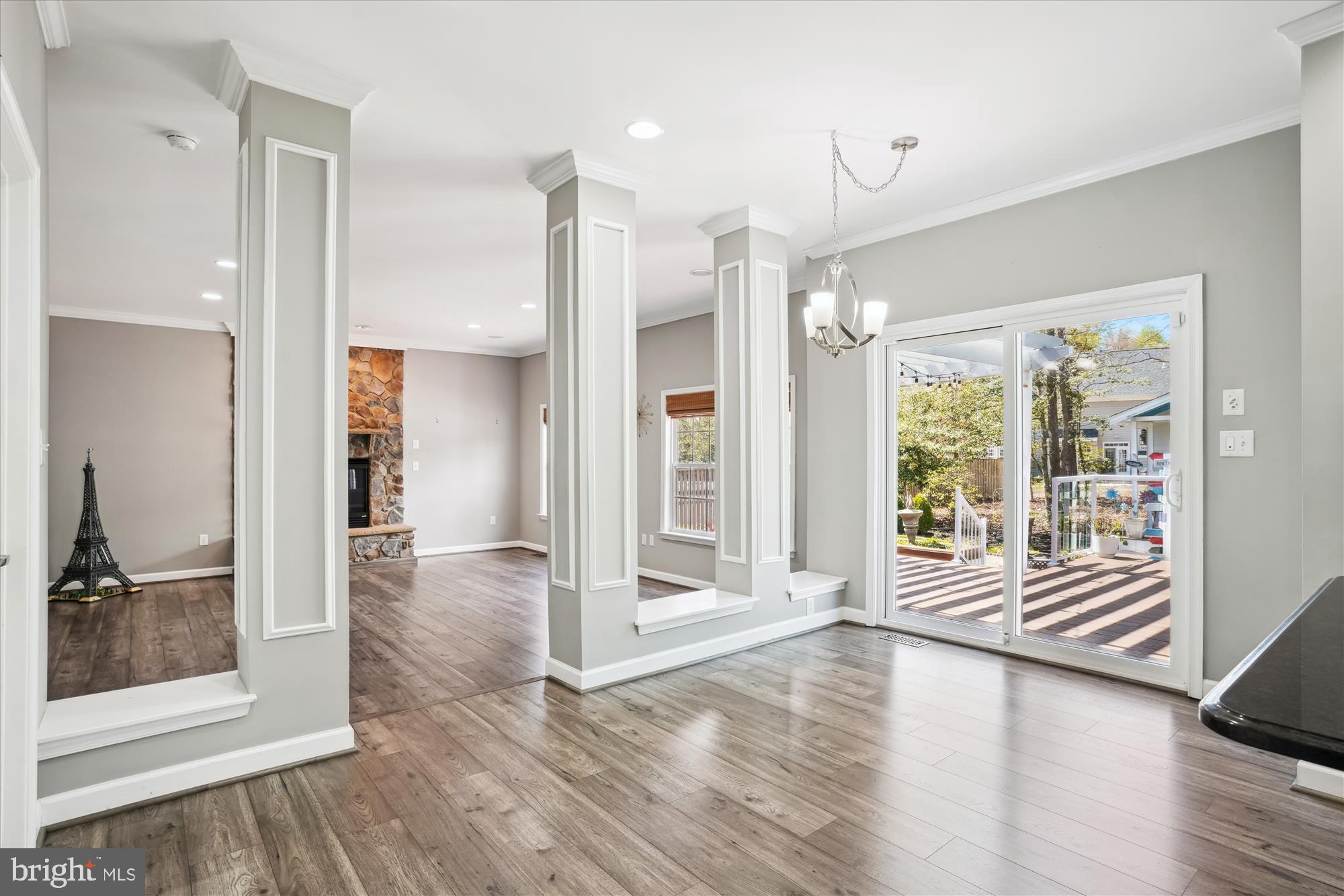 ESTATES AT SINGLETREE - Residential