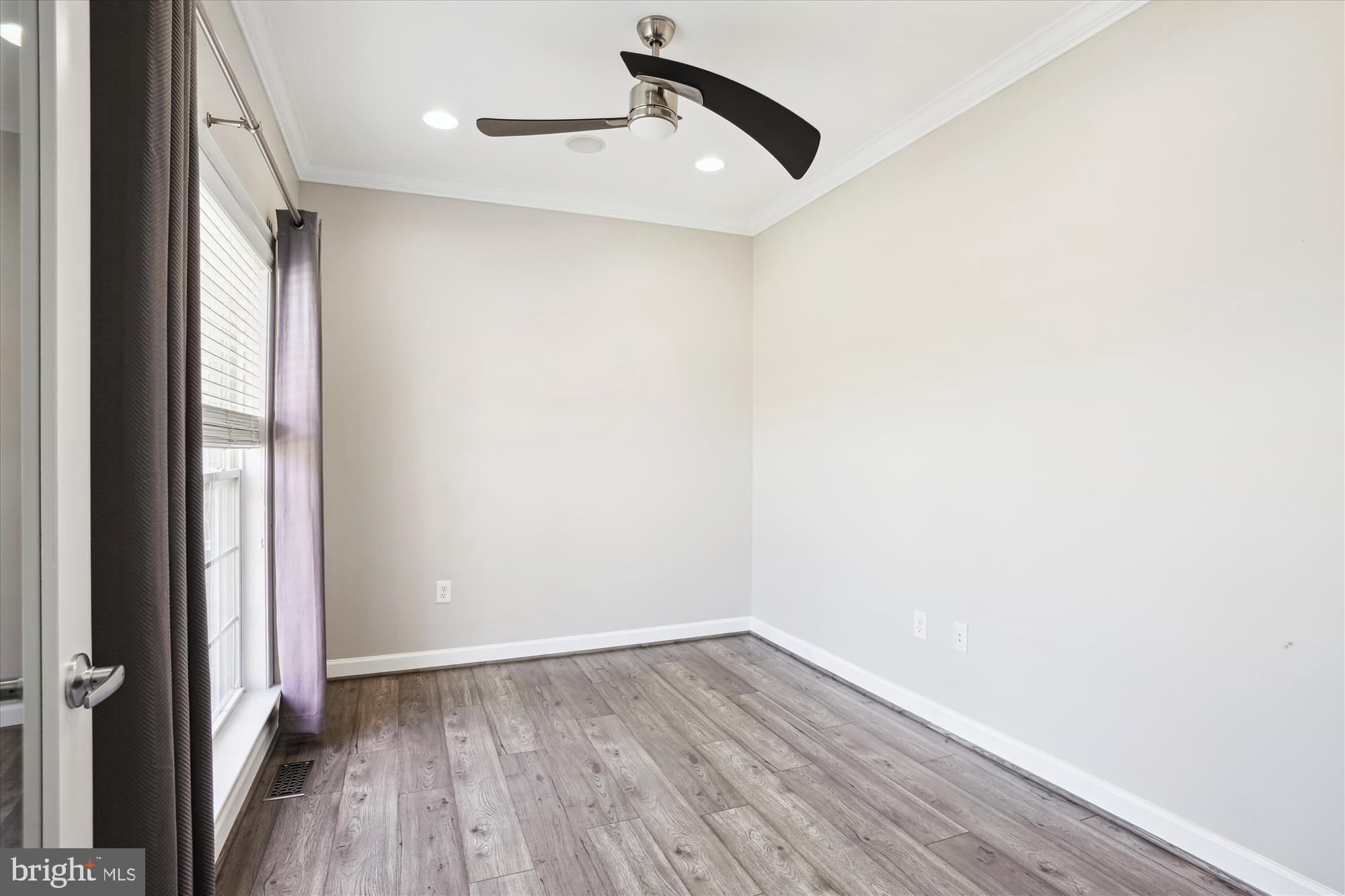 ESTATES AT SINGLETREE - Residential