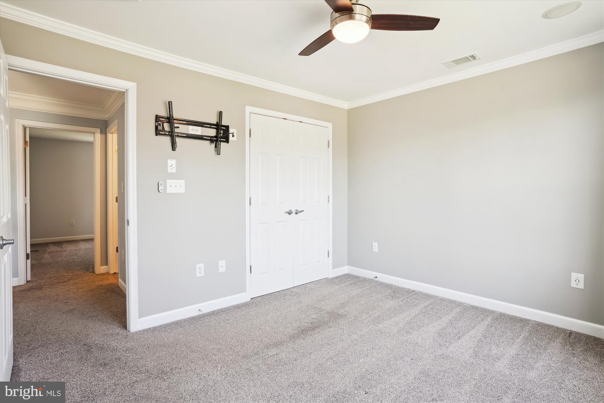 ESTATES AT SINGLETREE - Residential