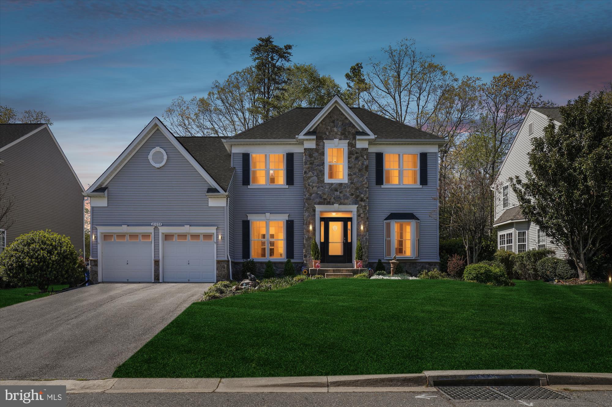 ESTATES AT SINGLETREE - Residential