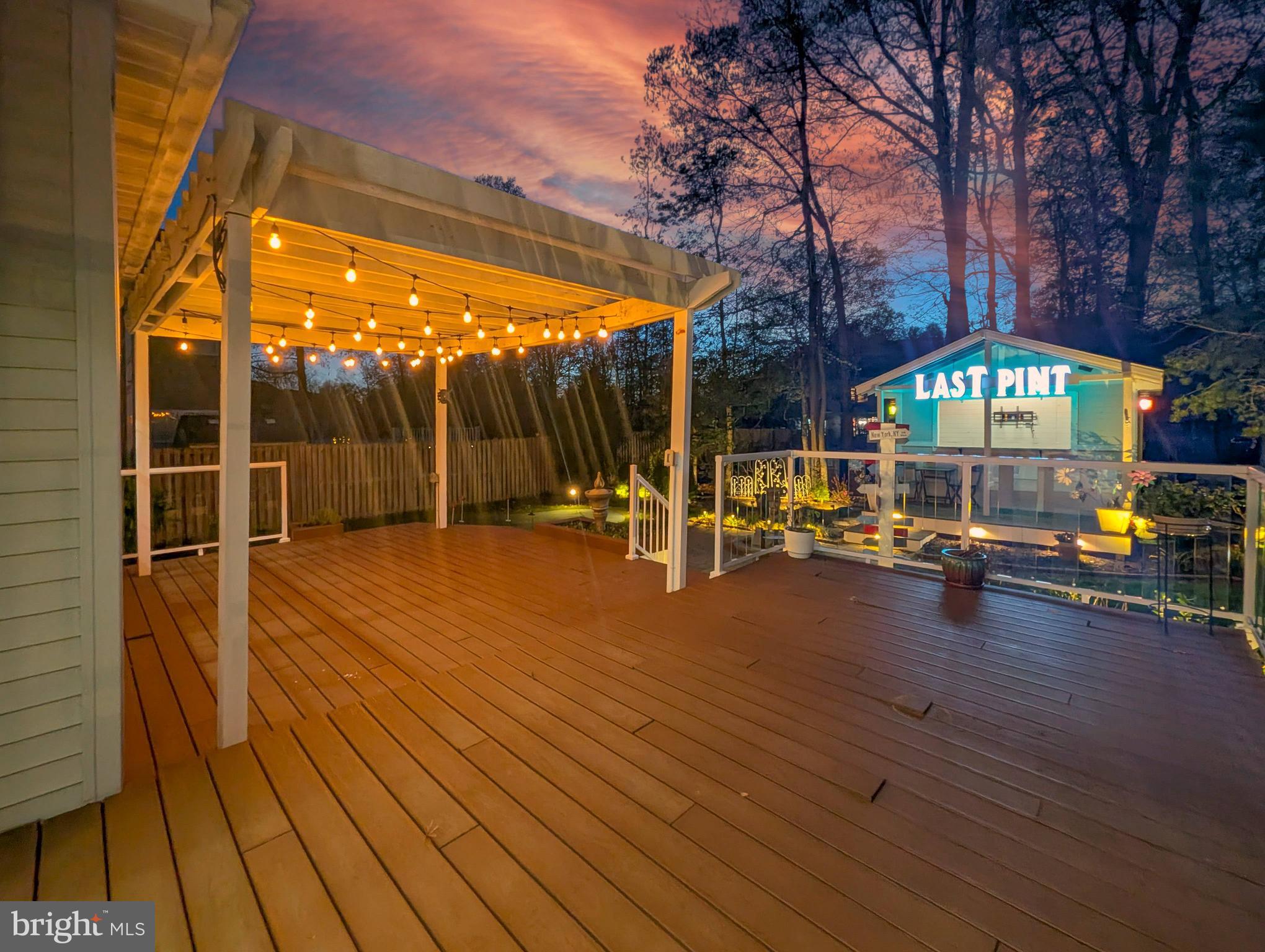 ESTATES AT SINGLETREE - Residential