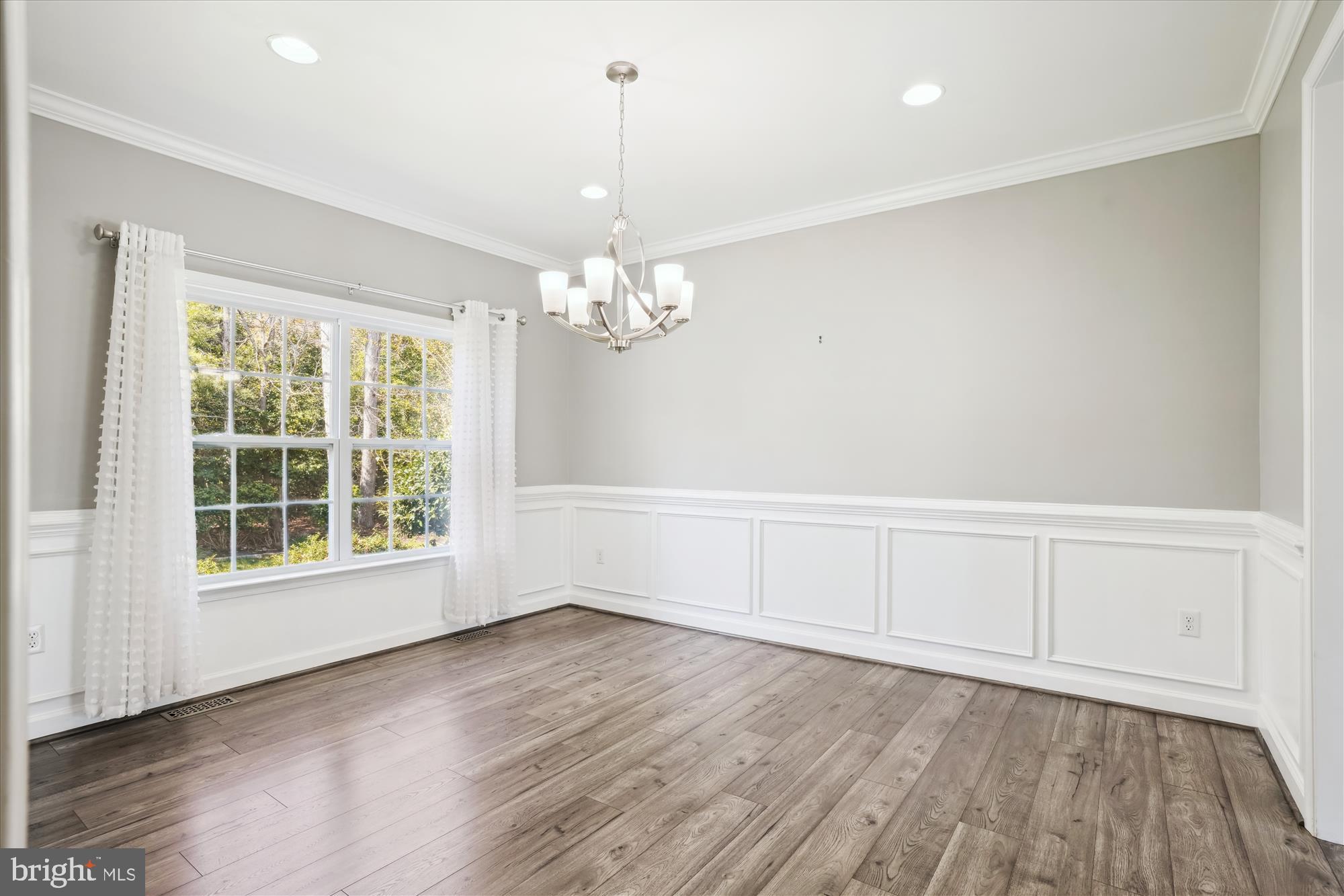 ESTATES AT SINGLETREE - Residential