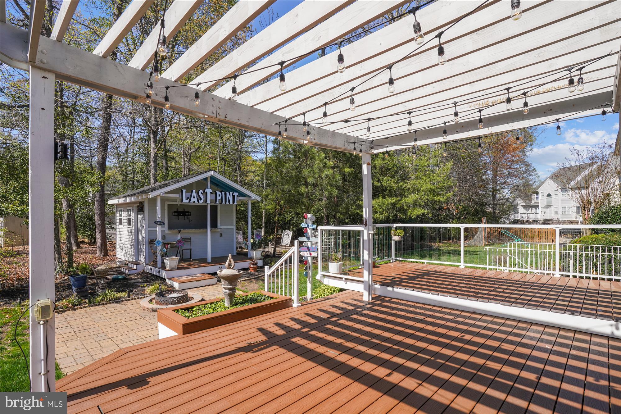 ESTATES AT SINGLETREE - Residential