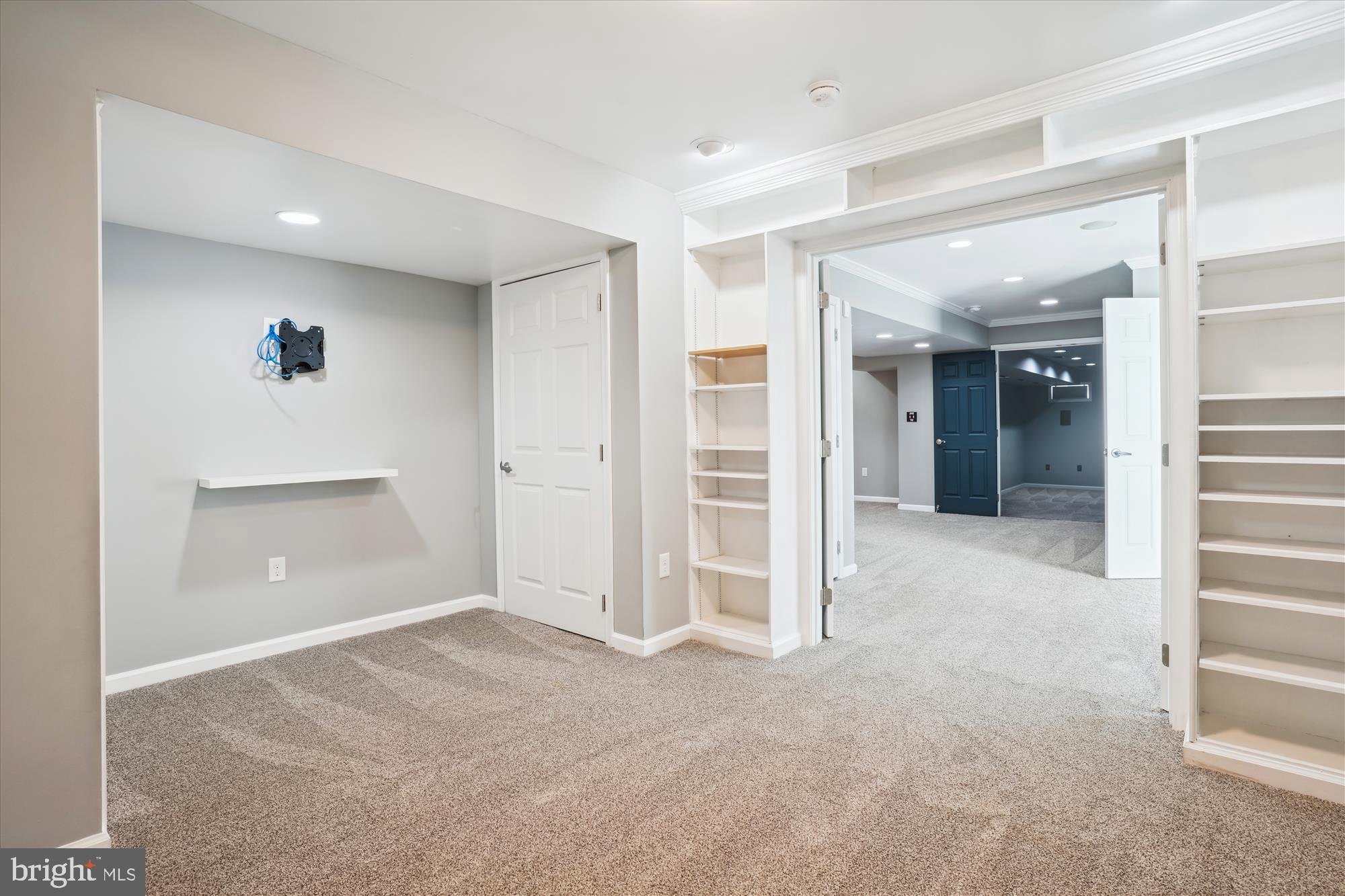 ESTATES AT SINGLETREE - Residential