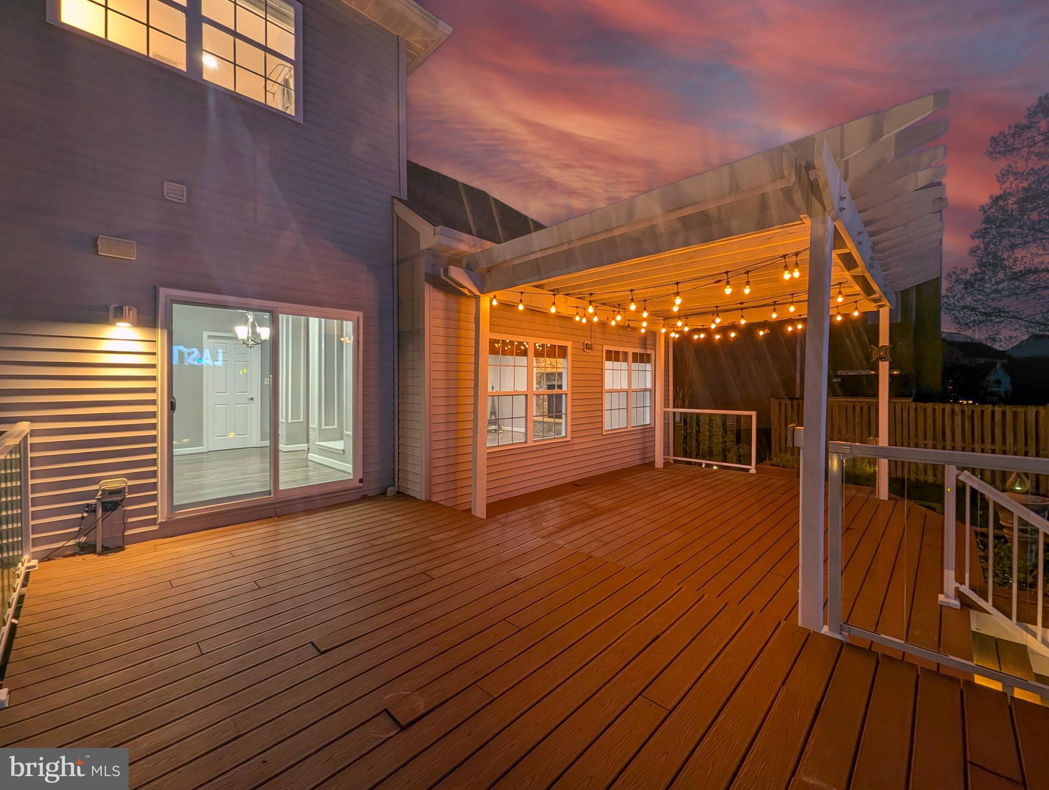 ESTATES AT SINGLETREE - Residential